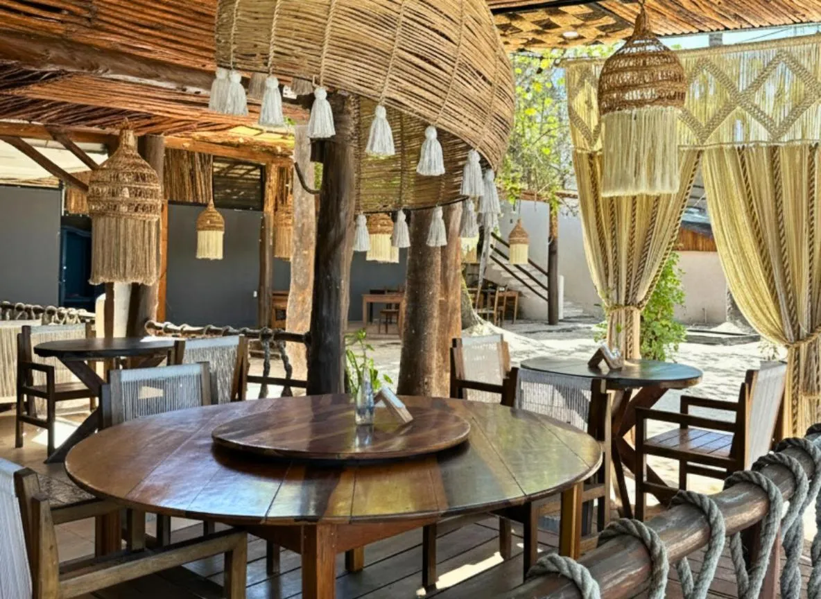 Restaurant/places to eat in Amaite Holbox - Oceanfront Hotel