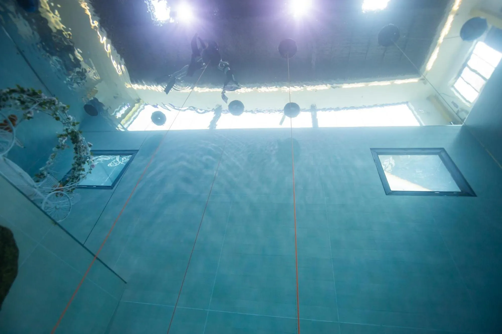 Diving in Divecube Hotel