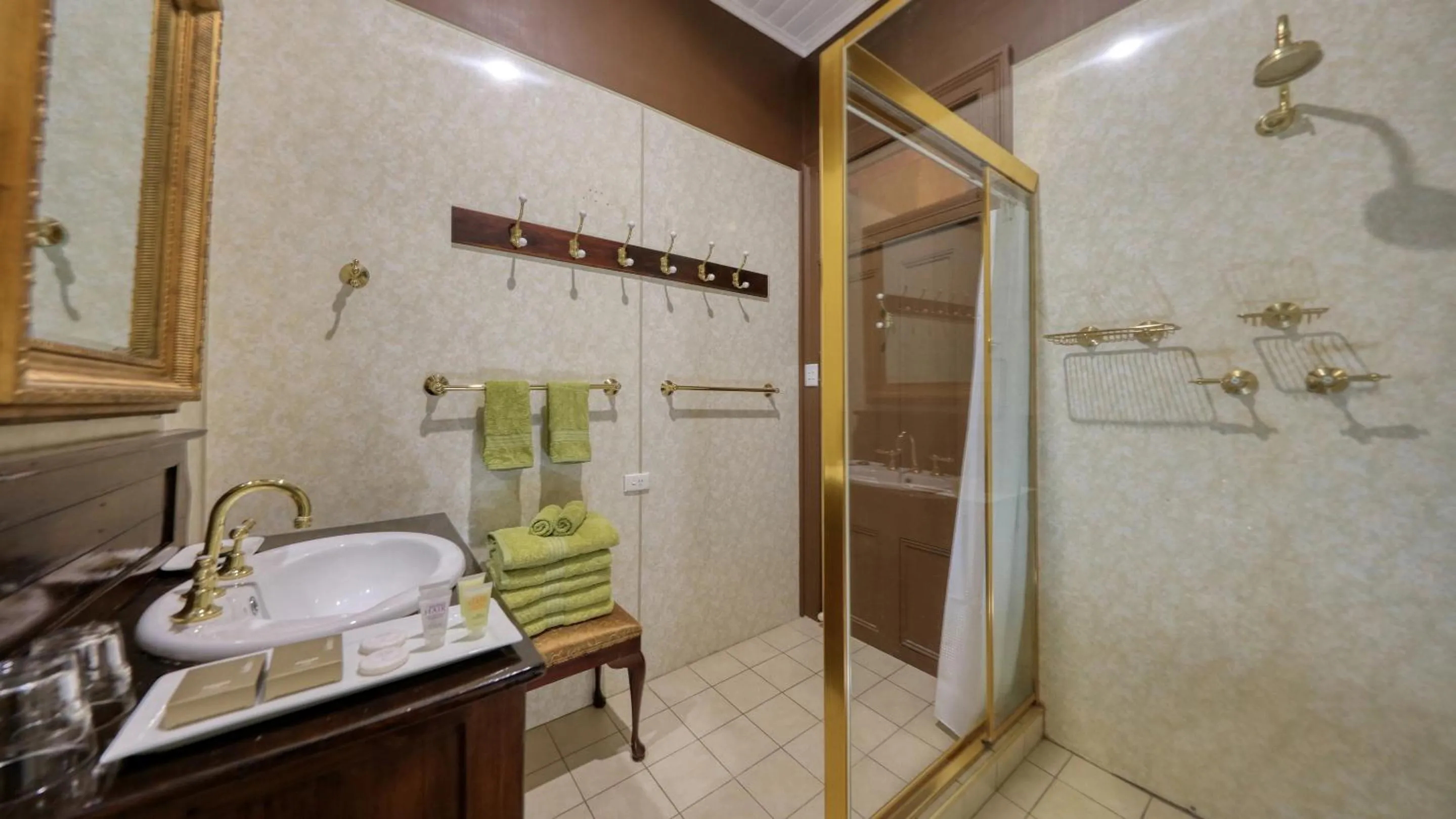 Shower in Grenfell Hall