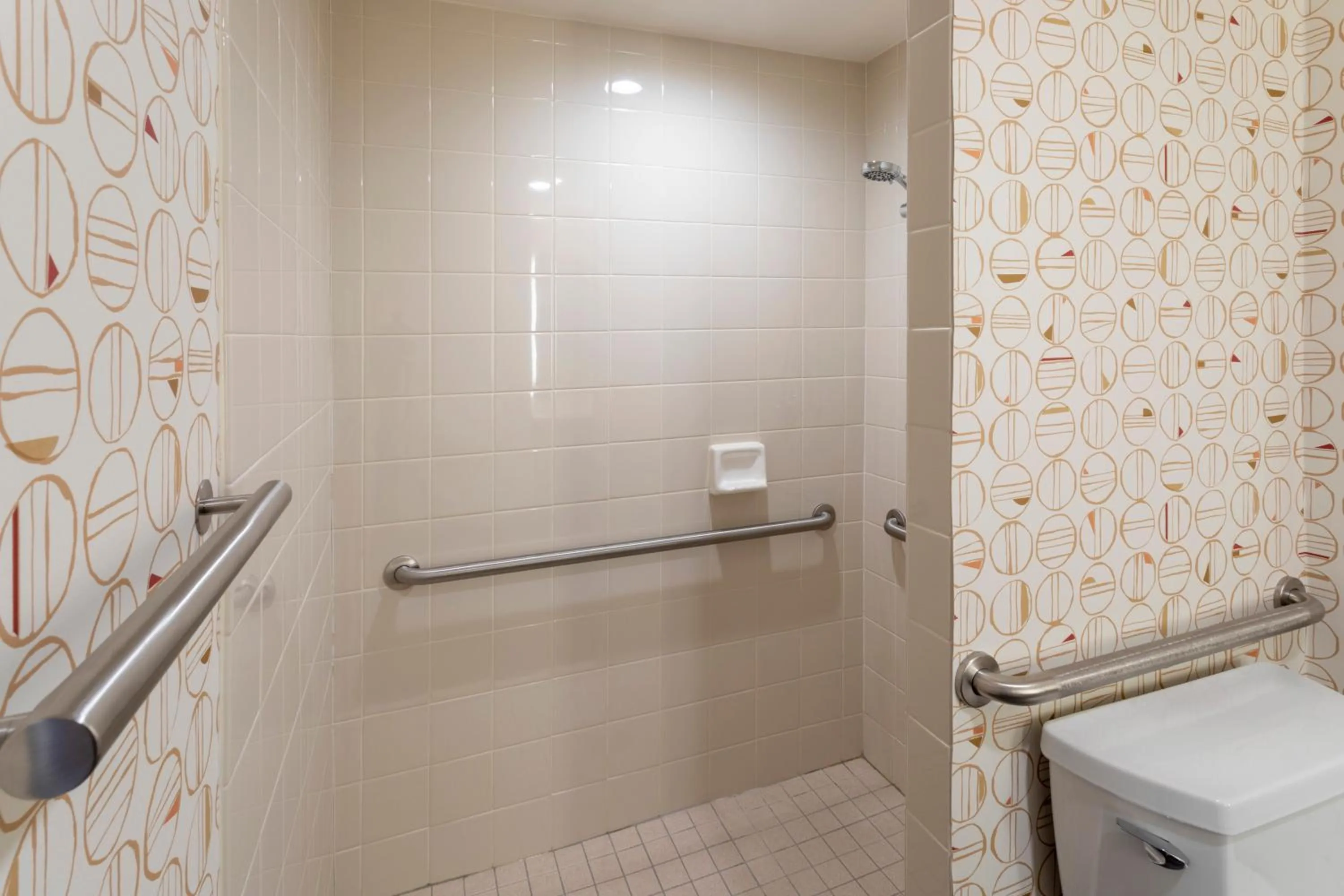 Photo of the whole room in Holiday Inn Marquette by IHG