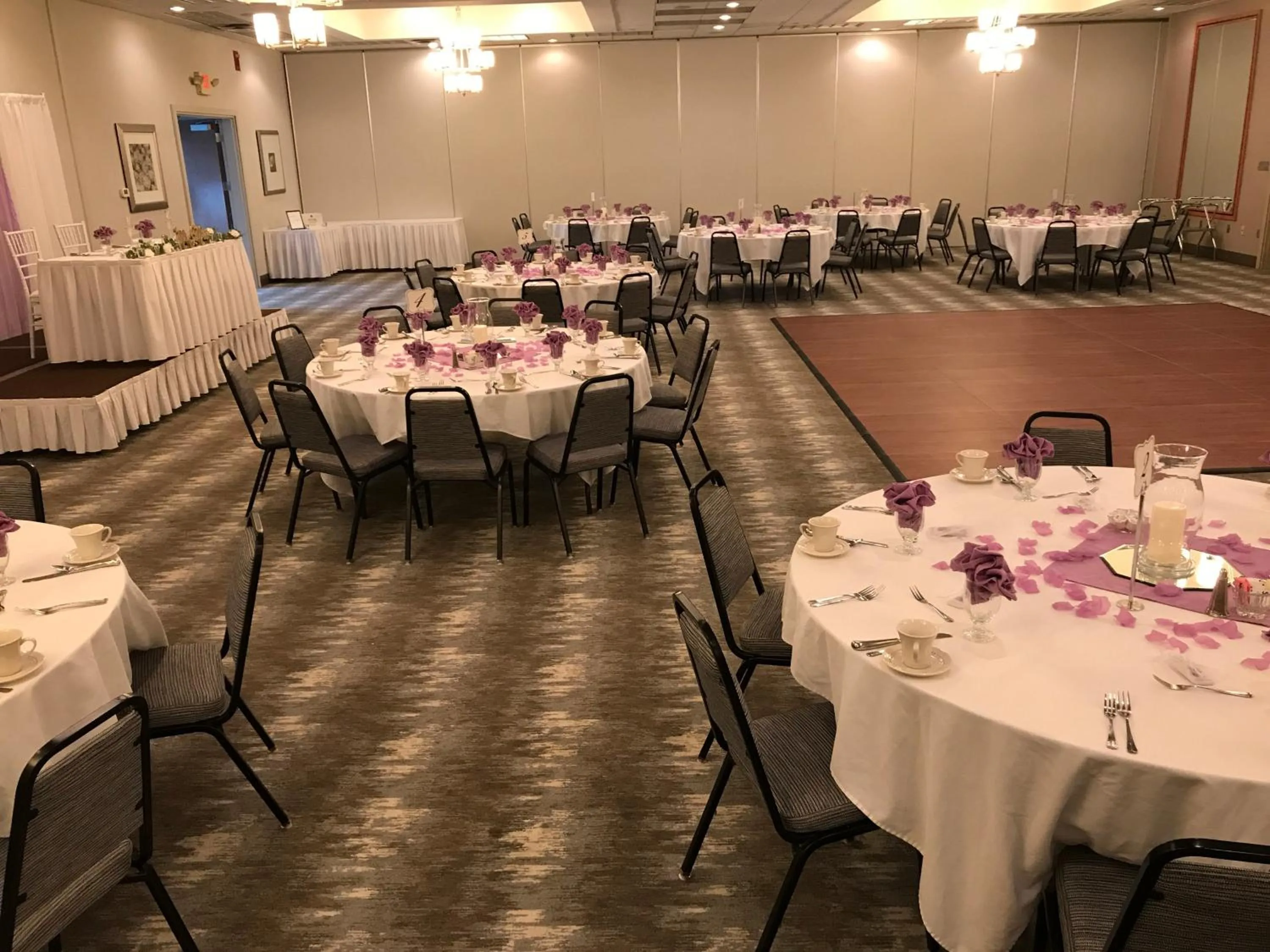 Meeting/conference room in Holiday Inn Martinsburg by IHG