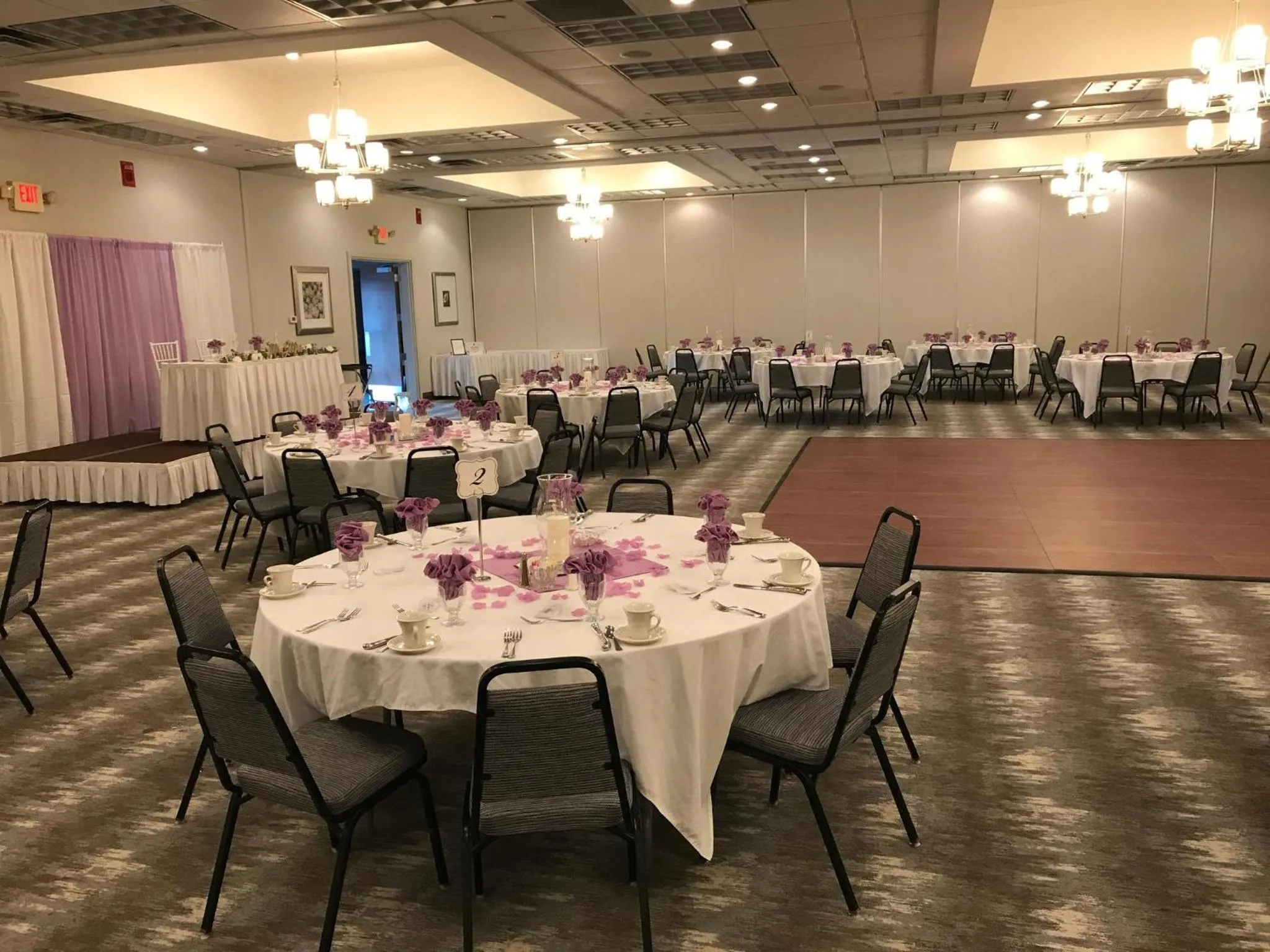 Restaurant/places to eat in Holiday Inn Martinsburg by IHG