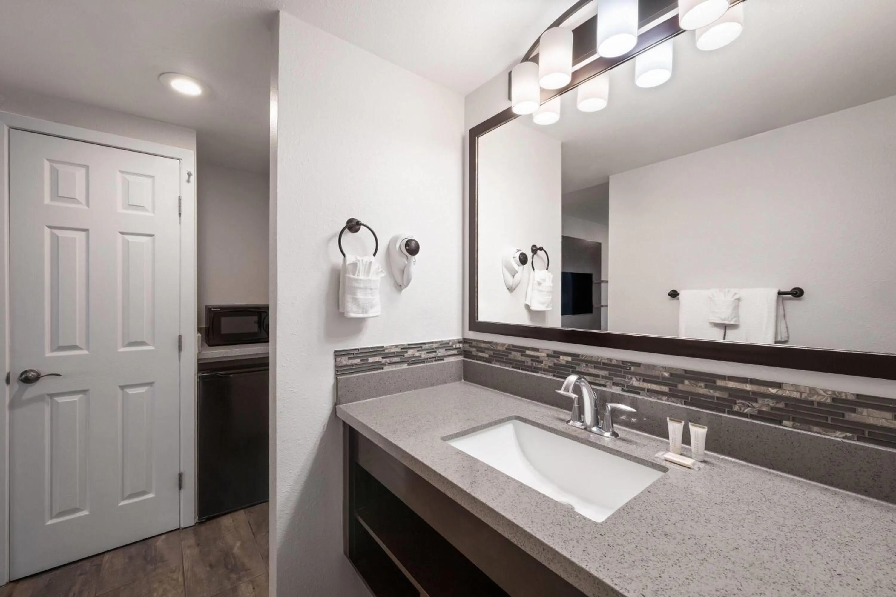 Bathroom in Days Inn by Wyndham Monterey Downtown