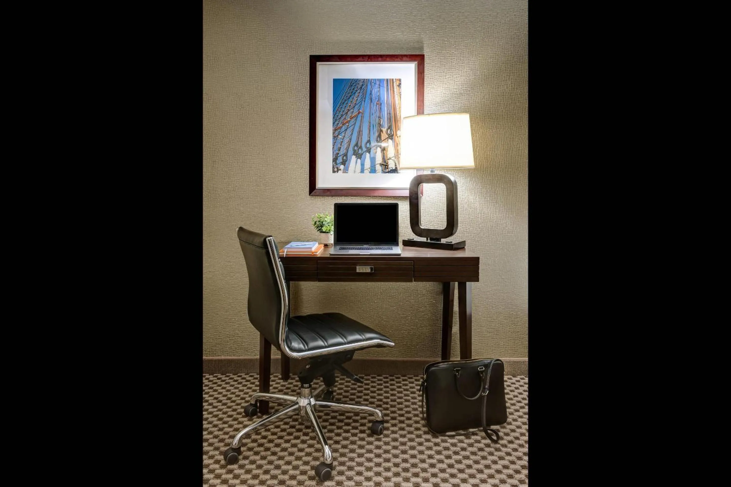 Bedroom in Garrison Hotel & Suites Dover-Portsmouth, an Ascend Collection Hotel