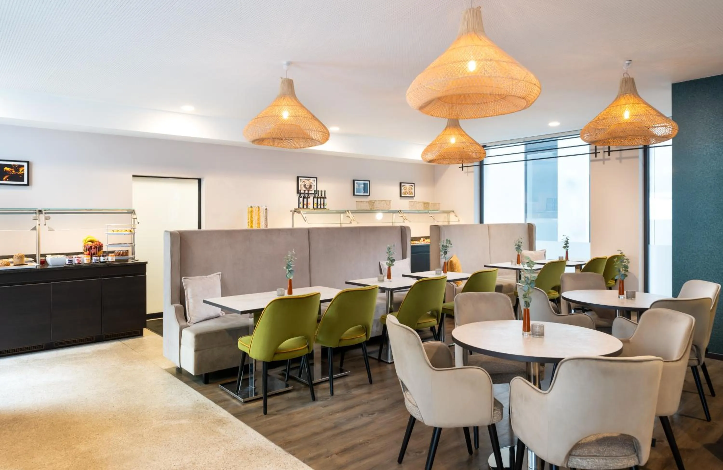 Restaurant/places to eat in Leonardo Boutique Hotel Linz City Center