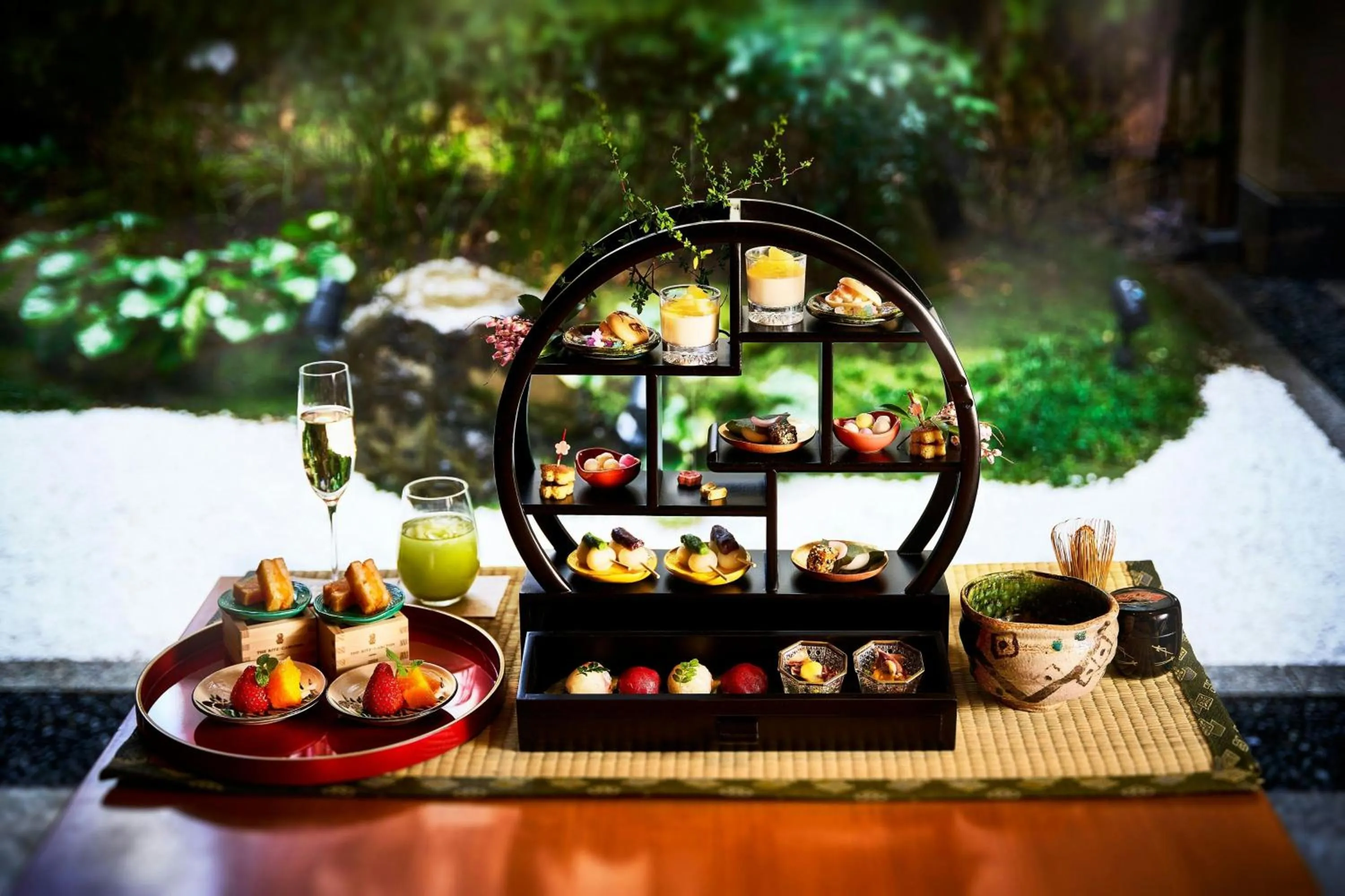 Restaurant/places to eat in The Ritz-Carlton Osaka