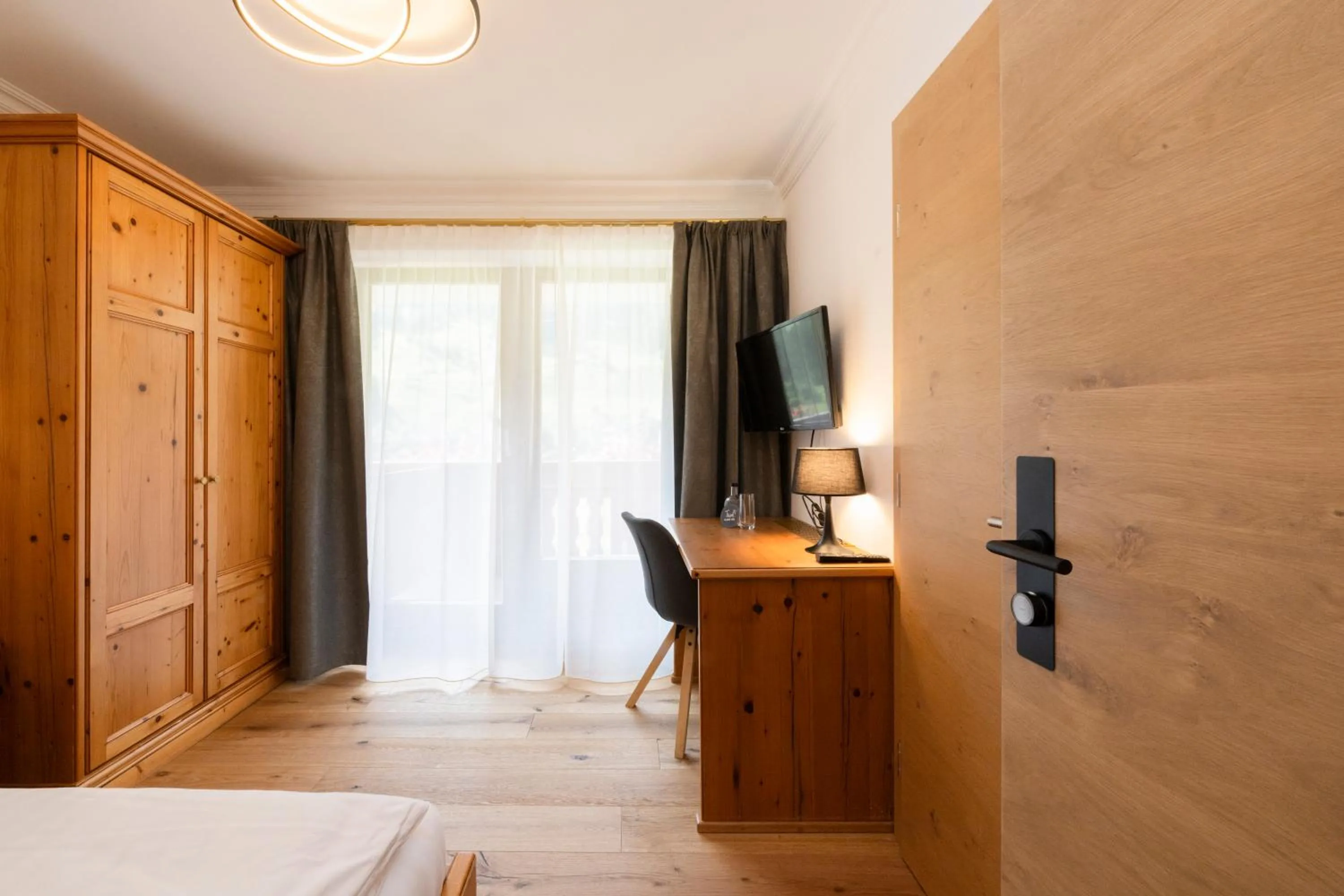 Bedroom, Bed in Hotel Stubaierhof