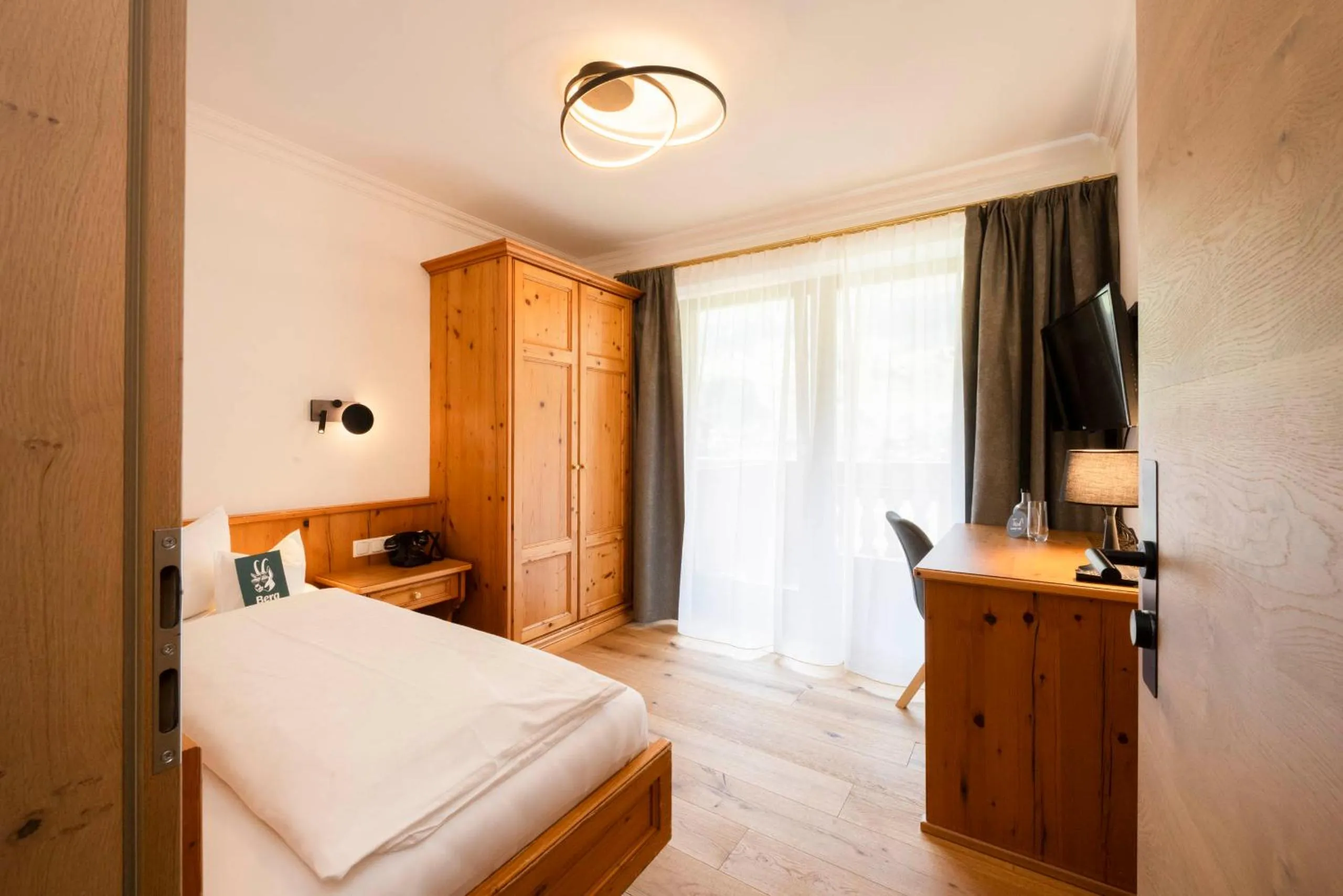 Photo of the whole room, Bed in Hotel Stubaierhof