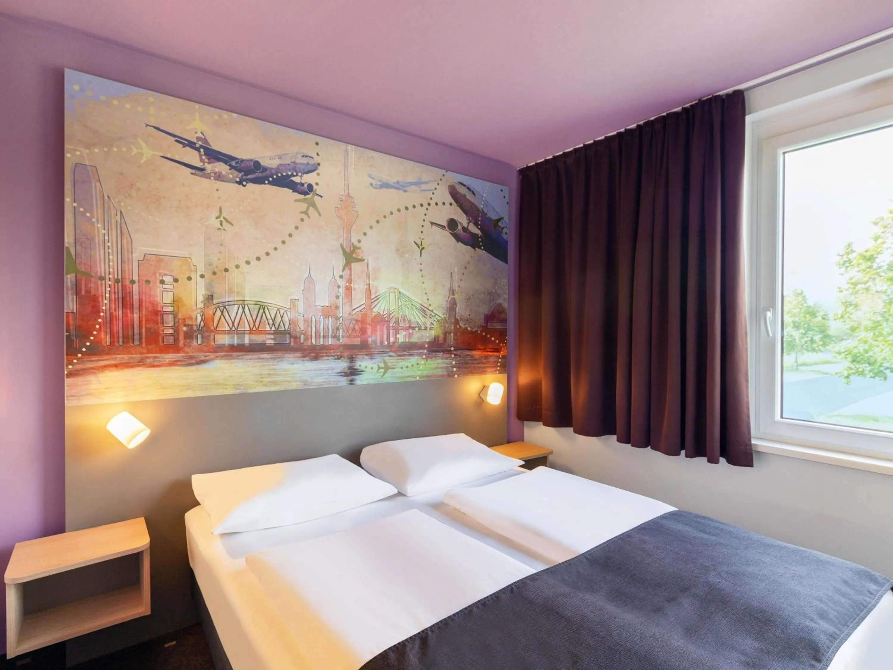 Photo of the whole room, Bed in B&B Hotel Düsseldorf-Airport