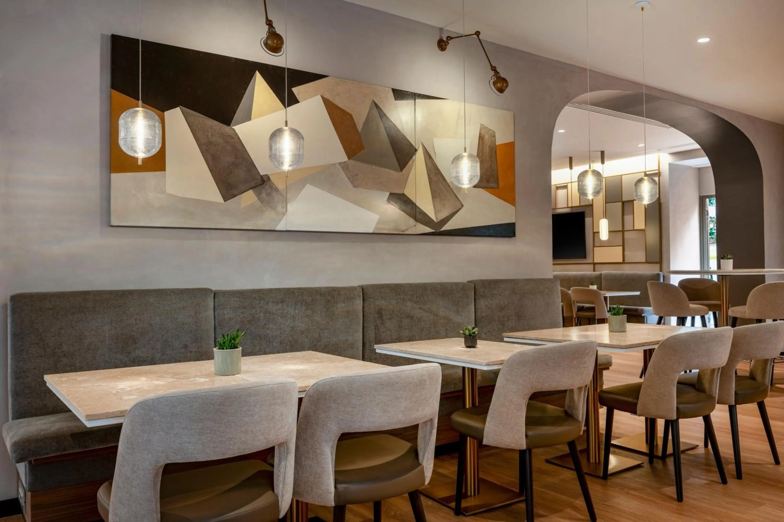 Restaurant/places to eat in AC Hotel by Marriott Clodio Roma