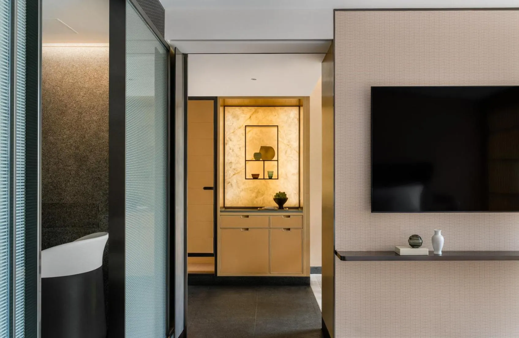 Photo of the whole room in Regent Hong Kong