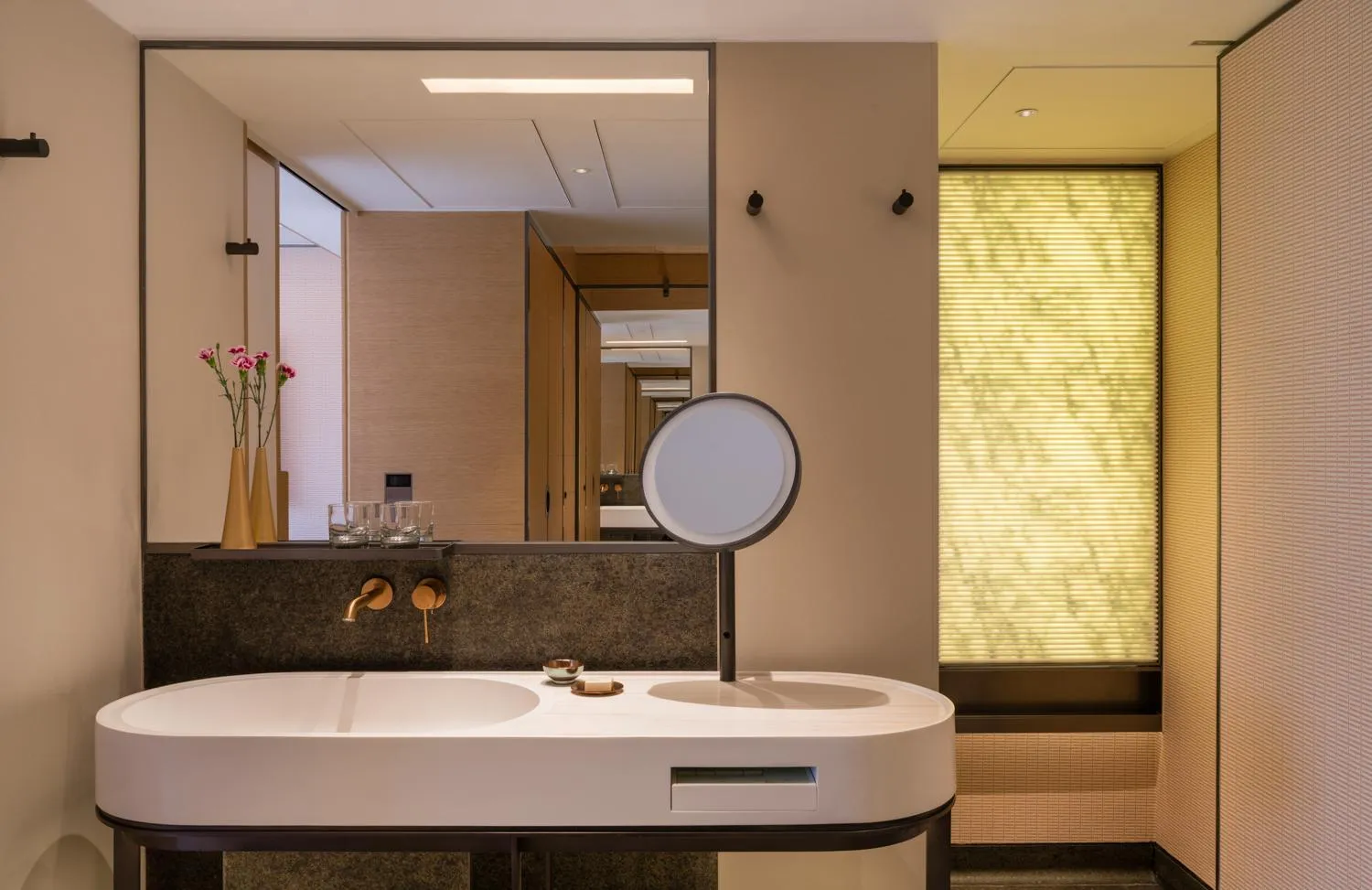 Bathroom in Regent Hong Kong