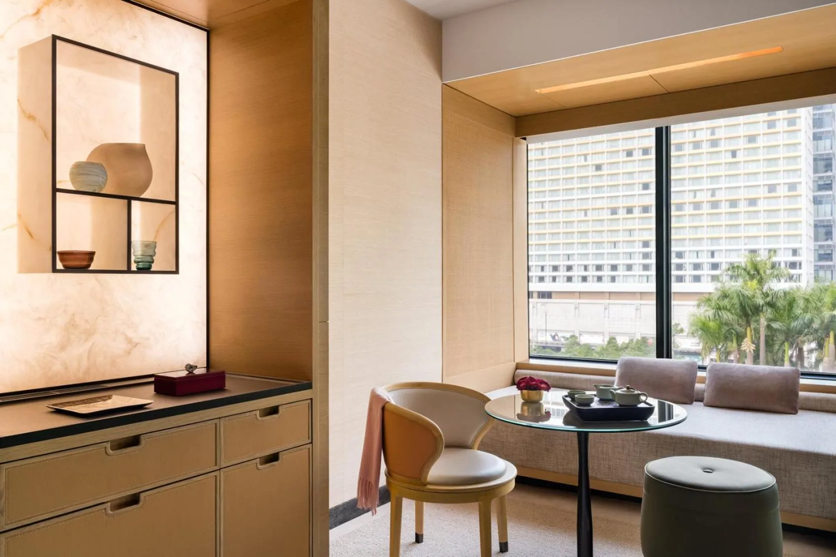 Photo of the whole room in Regent Hong Kong