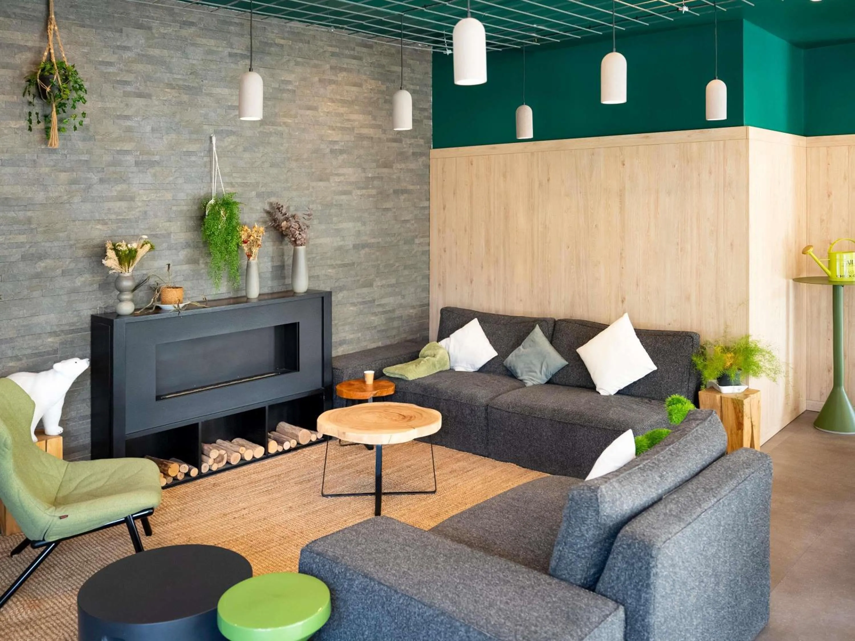 Property building in ibis Styles Chatenay Malabry Paris Sud