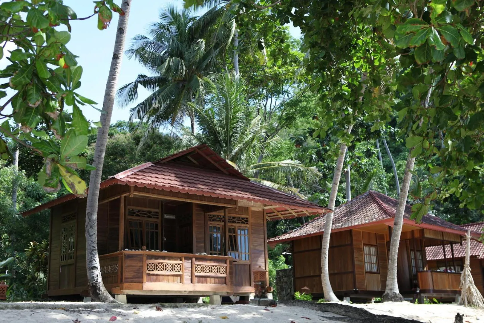 Property building in Murex Bangka Dive Resort