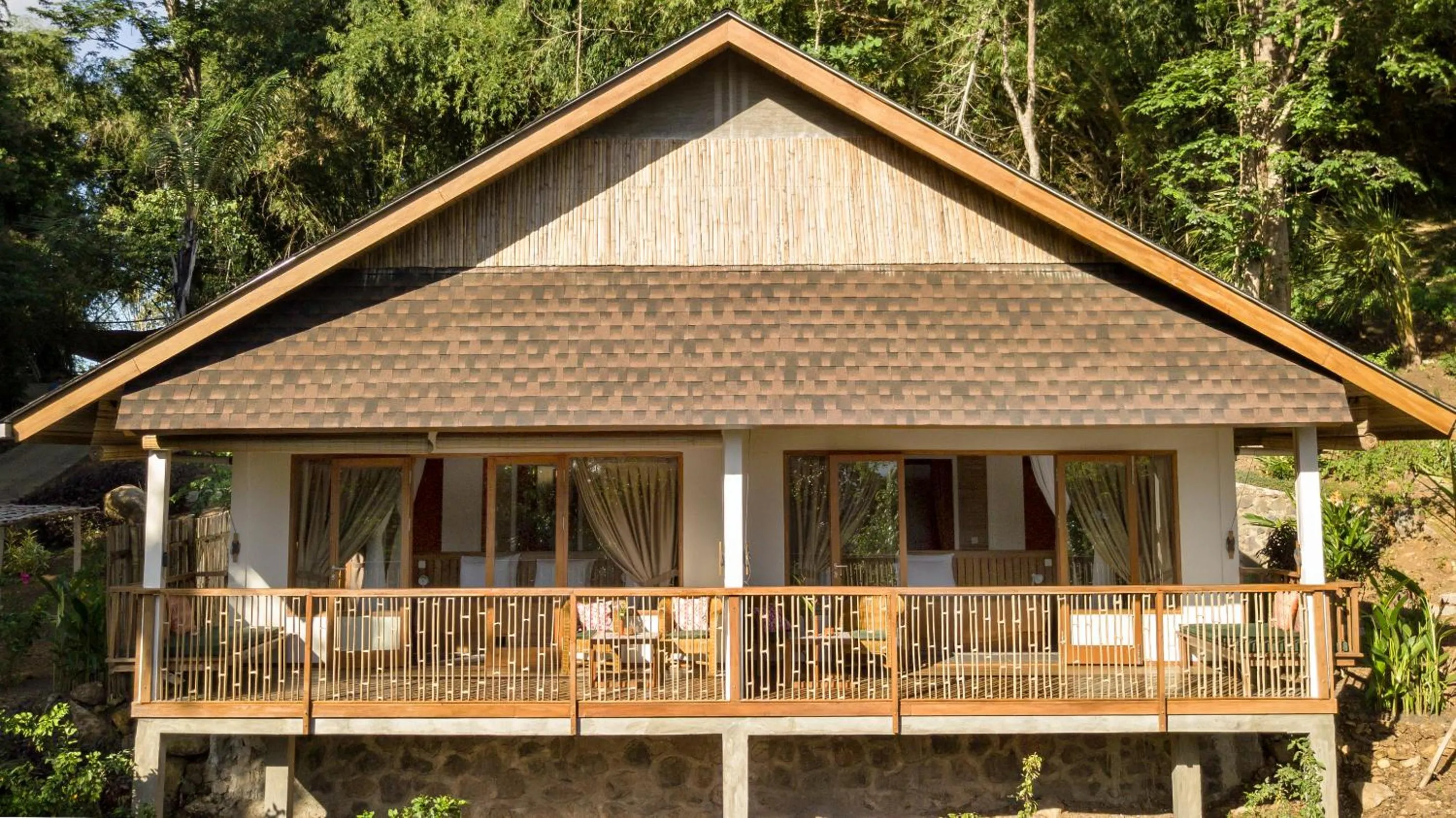 Balcony/Terrace in Murex Bangka Dive Resort