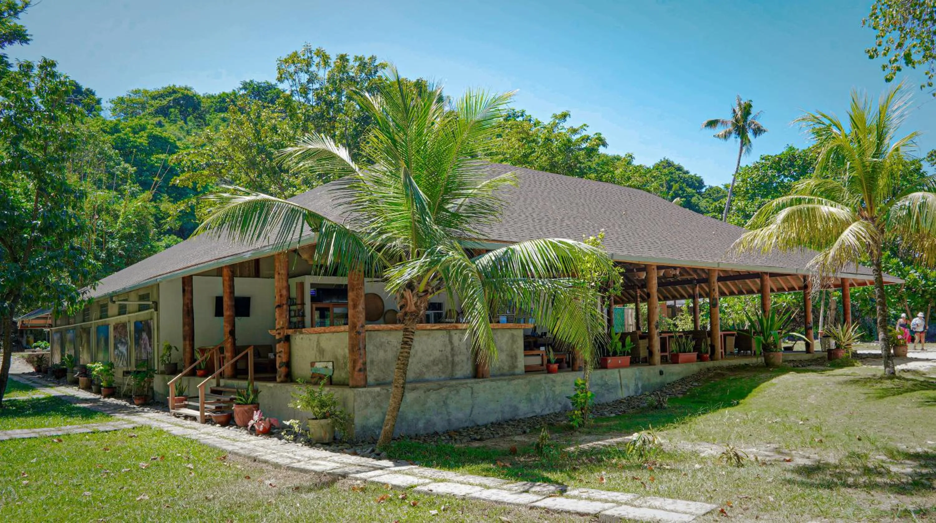 Restaurant/places to eat in Murex Bangka Dive Resort