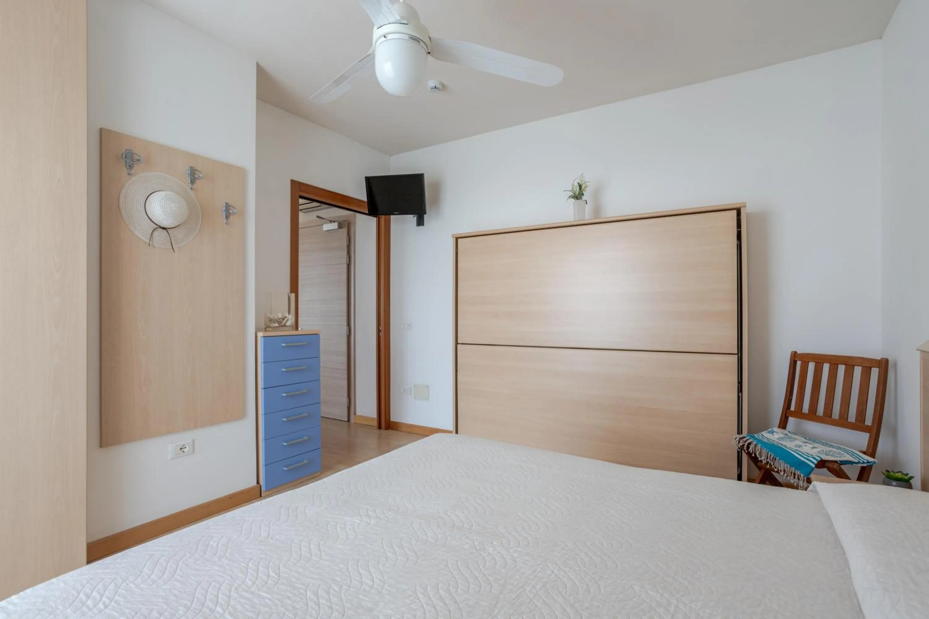 Bedroom, Bed in Hotel La Brezza frontemare