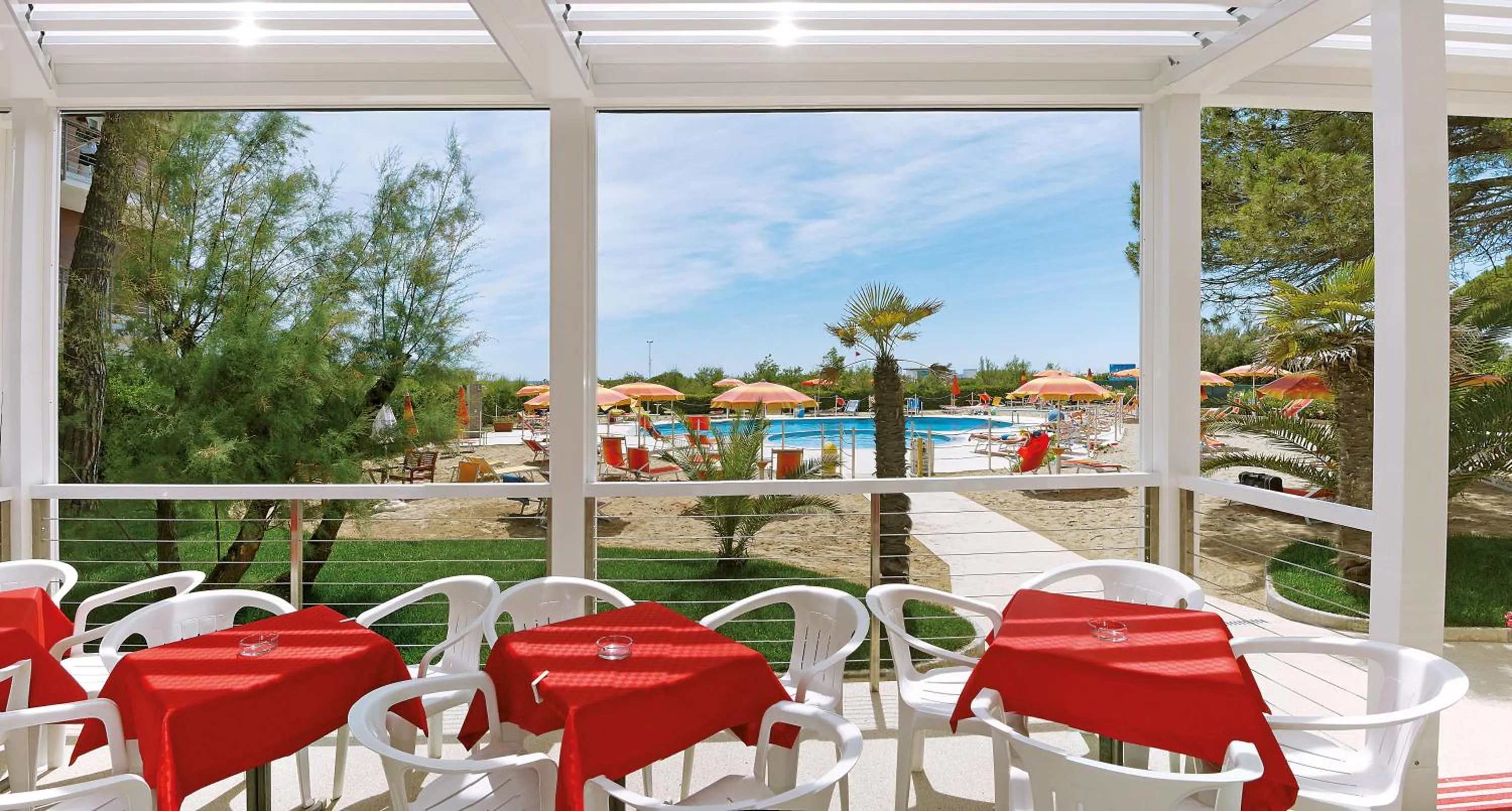 Restaurant/places to eat in Hotel Bertha Fronte Mare