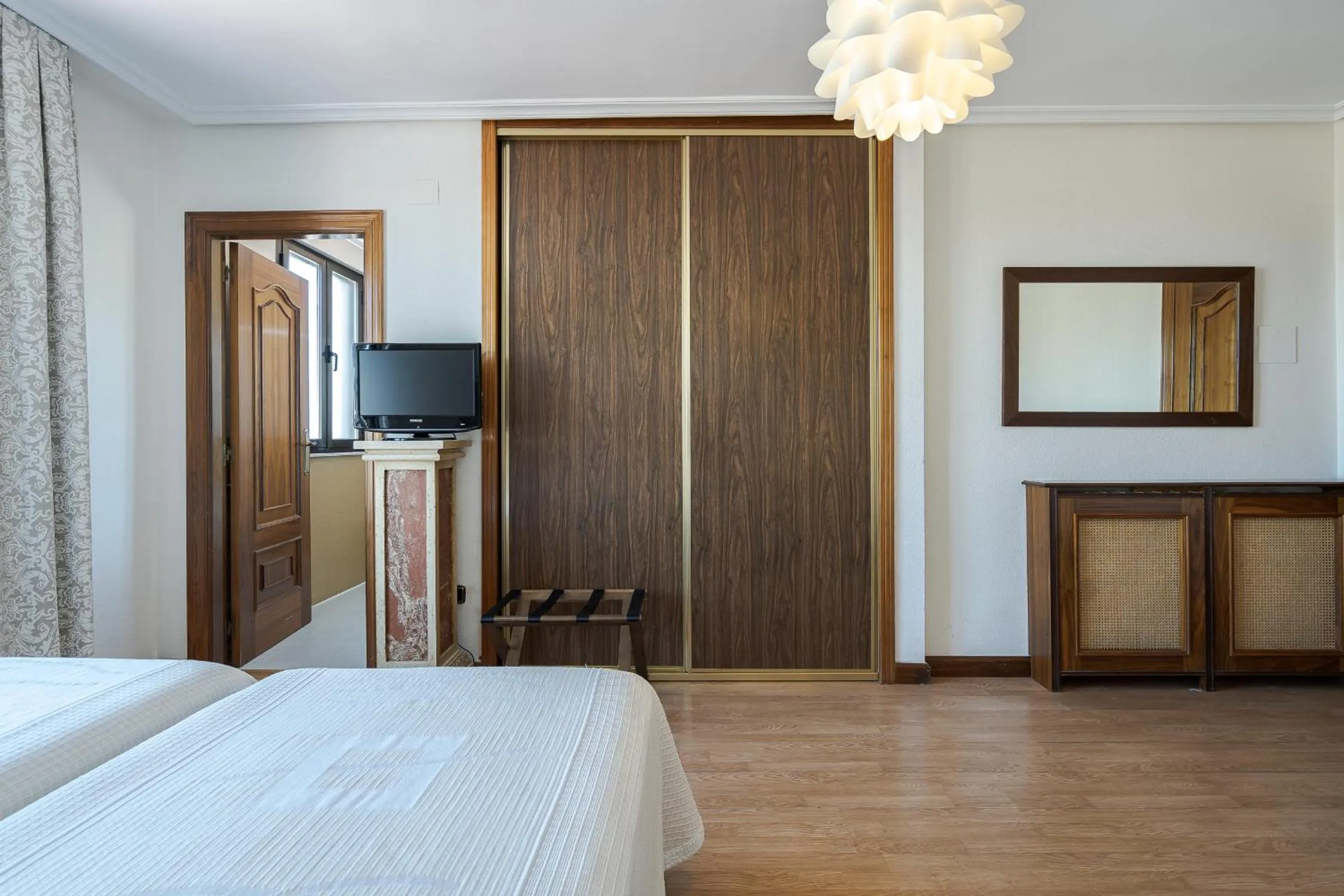 Bedroom, Bed in Hotel Eurowest