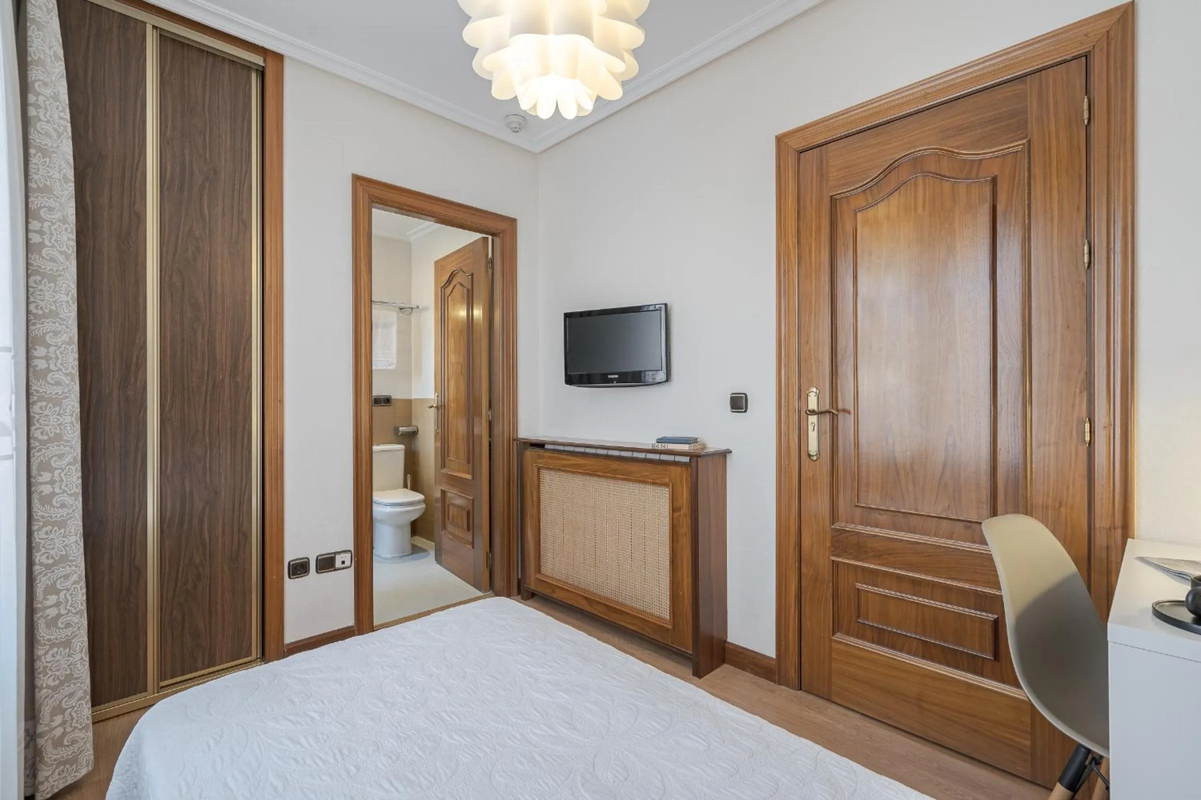 Bedroom, Bed in Hotel Eurowest