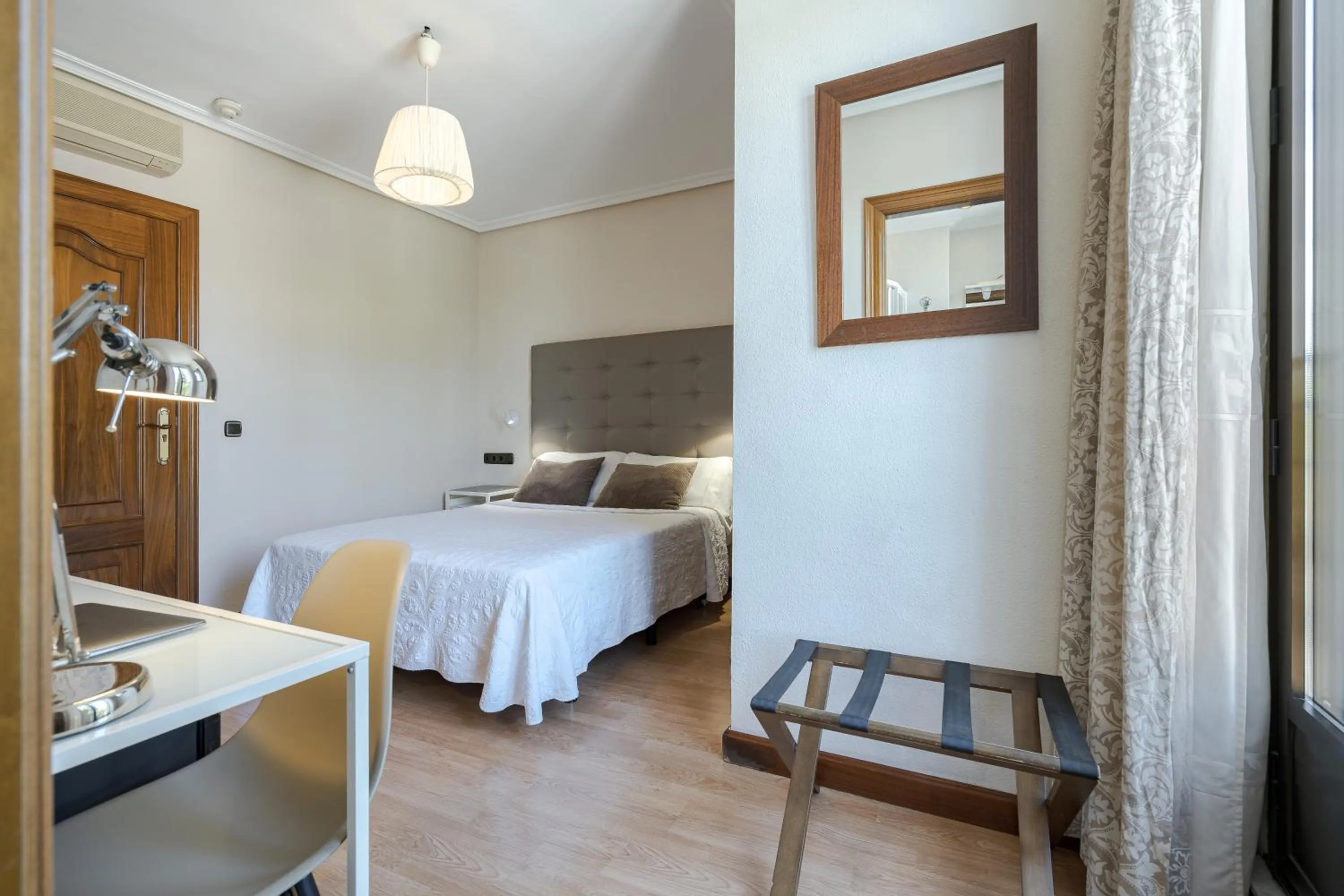 Bedroom, Bed in Hotel Eurowest