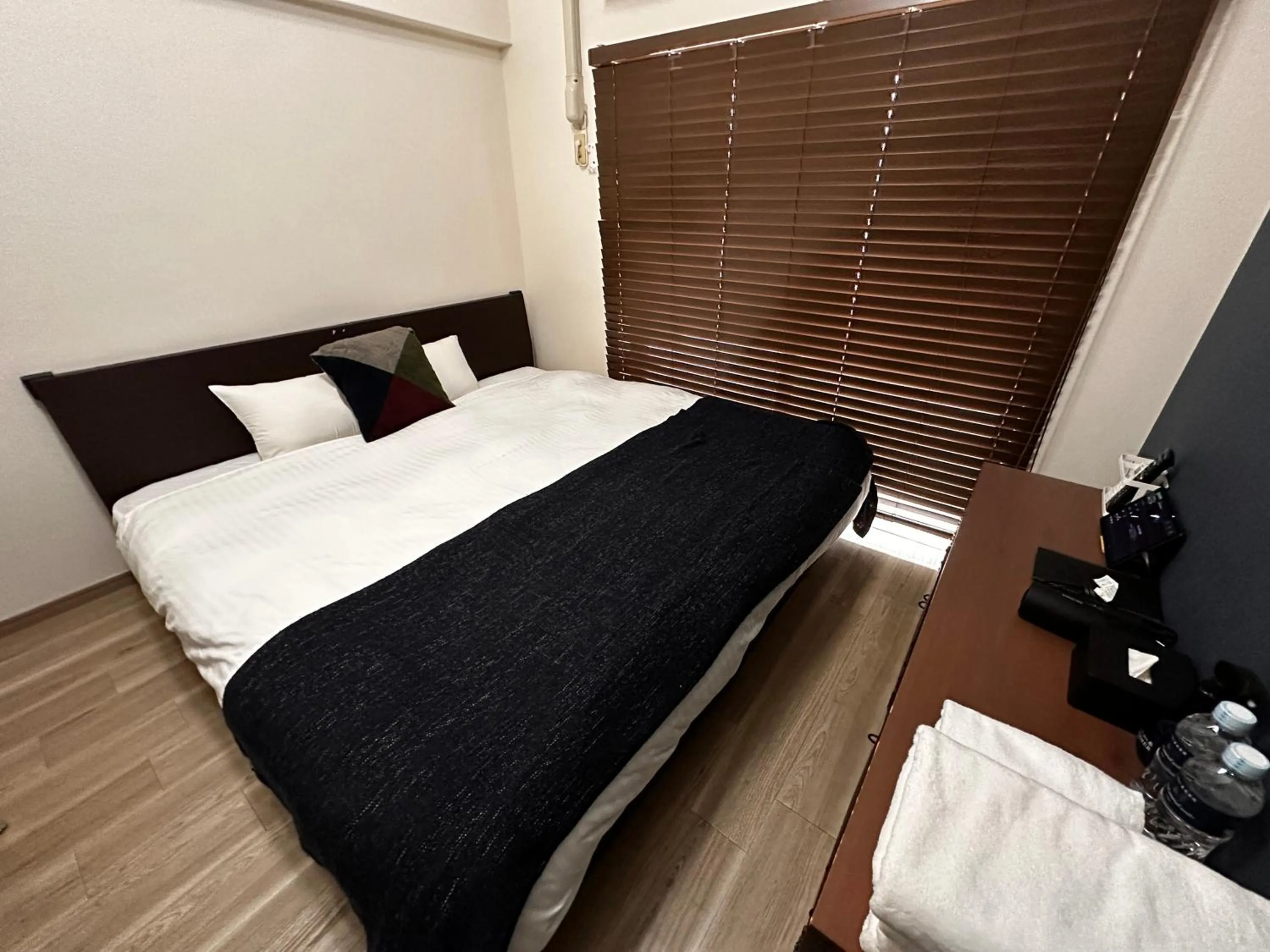 Bedroom, Bed in goom Hotel Nakasu