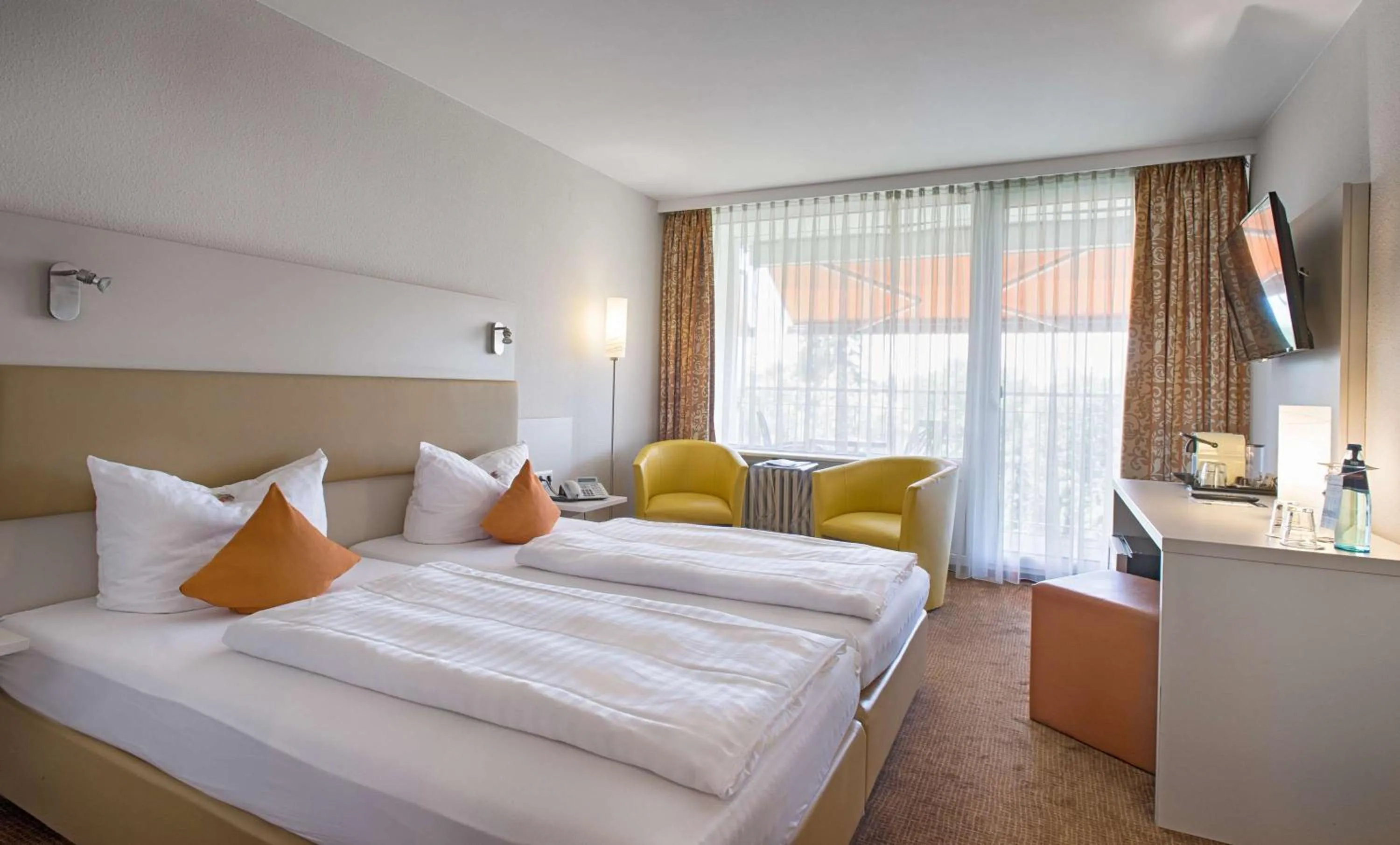 Bedroom, Bed in Sure Hotel by Best Western Bad Dürrheim