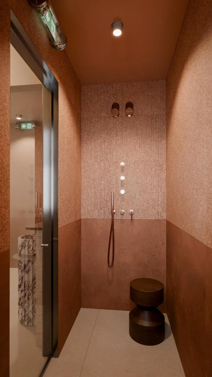 Shower in Naomi Cannes