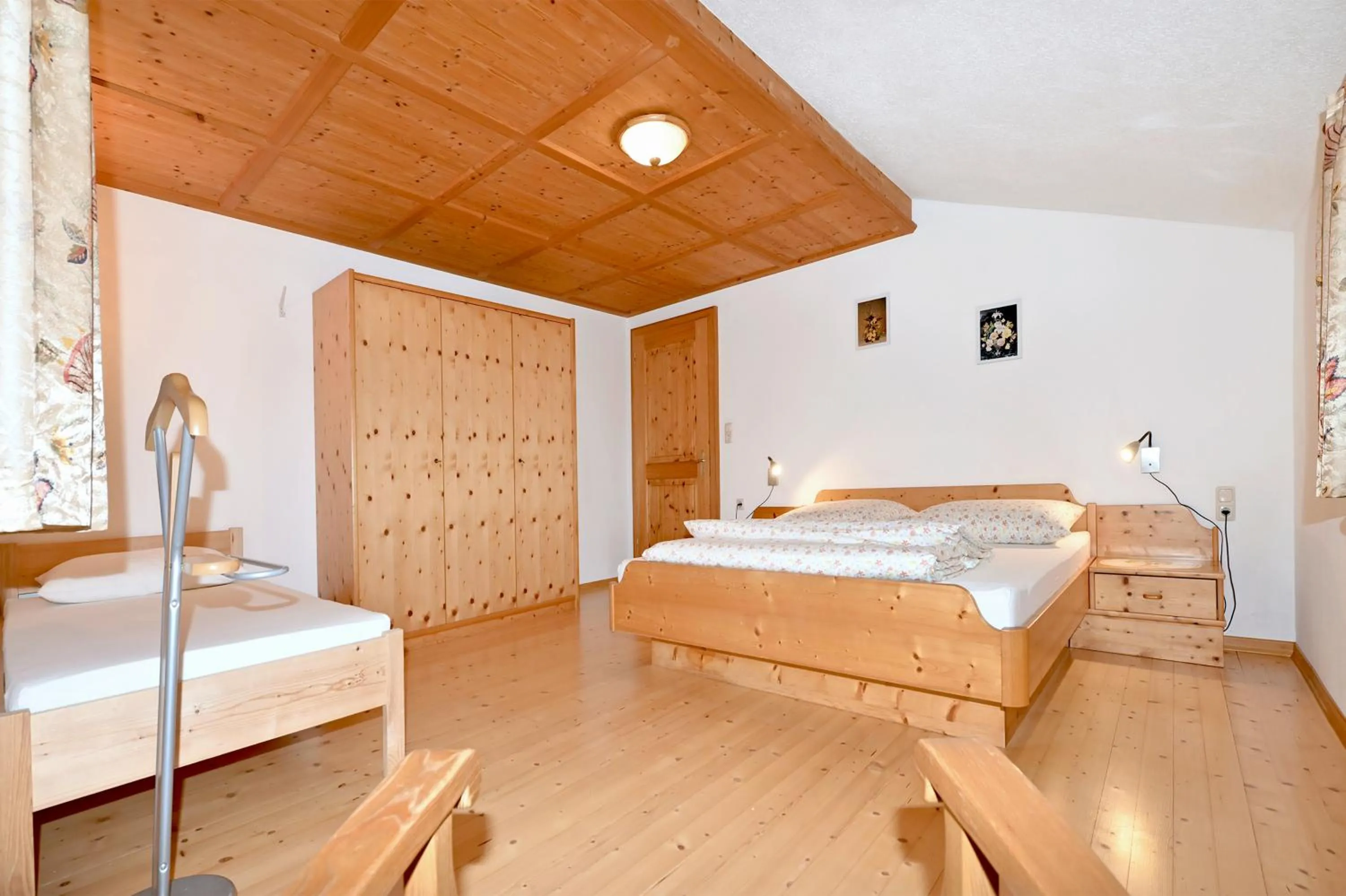 Bedroom, Bed in Bauernhof Bilgeri