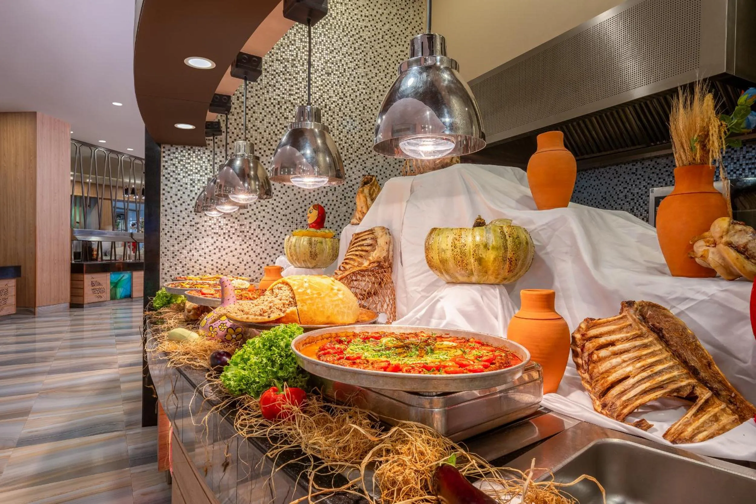 Restaurant/places to eat in Delphin BE Grand Resort