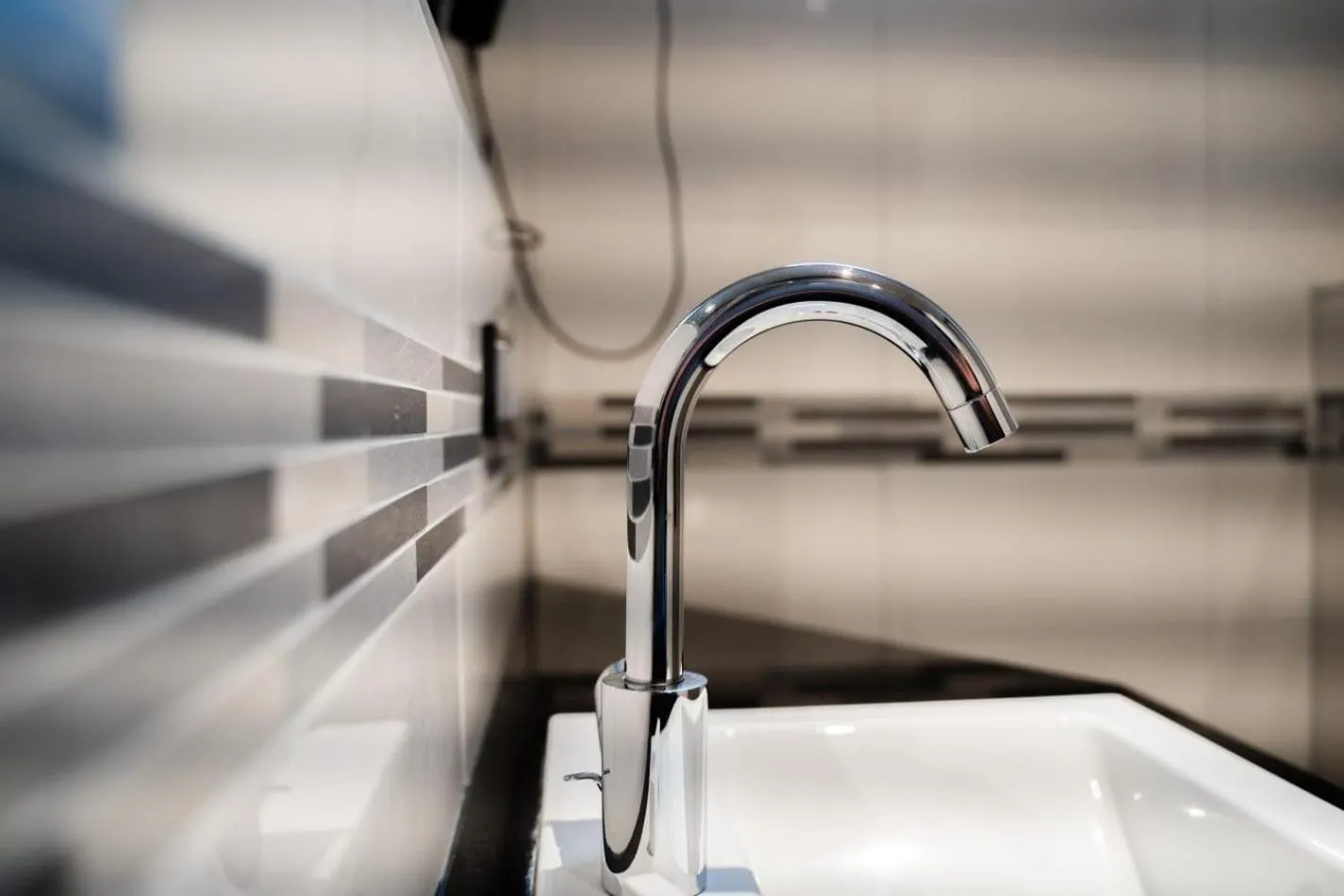 Bathroom in Zum grünen Baum Hotel Frankfurt Airport