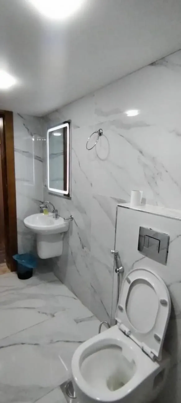 Shower in Captains Desert Camp