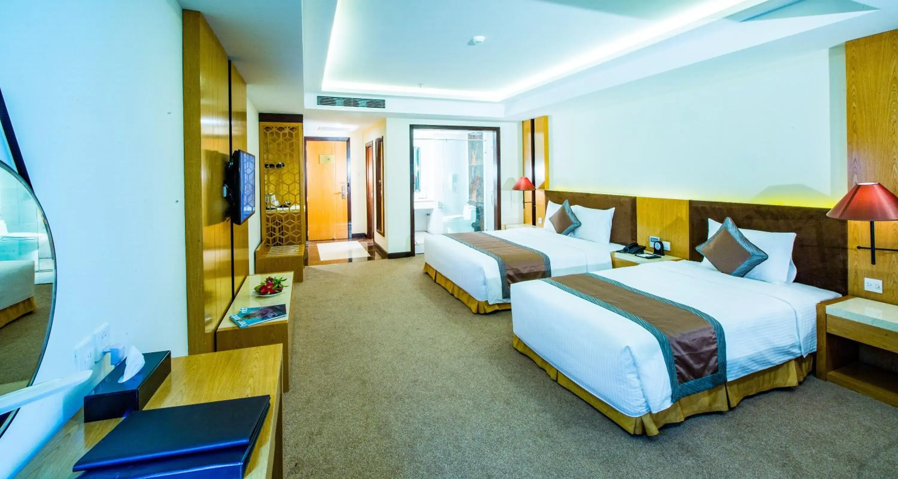 Superior Twin Room No View, No Window in Muong Thanh Luxury Danang Beach Hotel Superior Twin Room No View, No Window in Muong Thanh Luxury Danang Beach Hotel