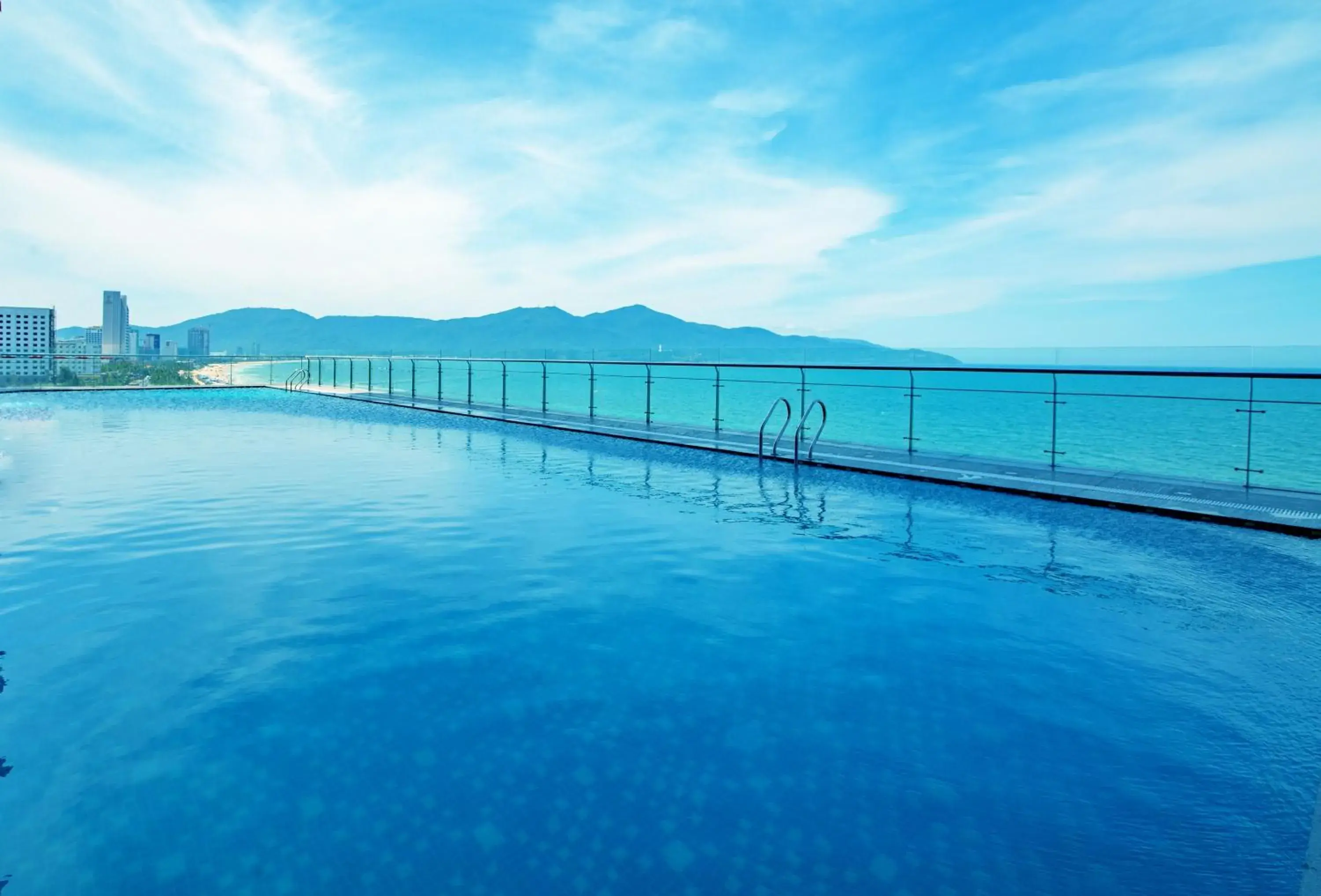 Muong Thanh Luxury Danang Beach Hotel Muong Thanh Luxury Danang Beach Hotel