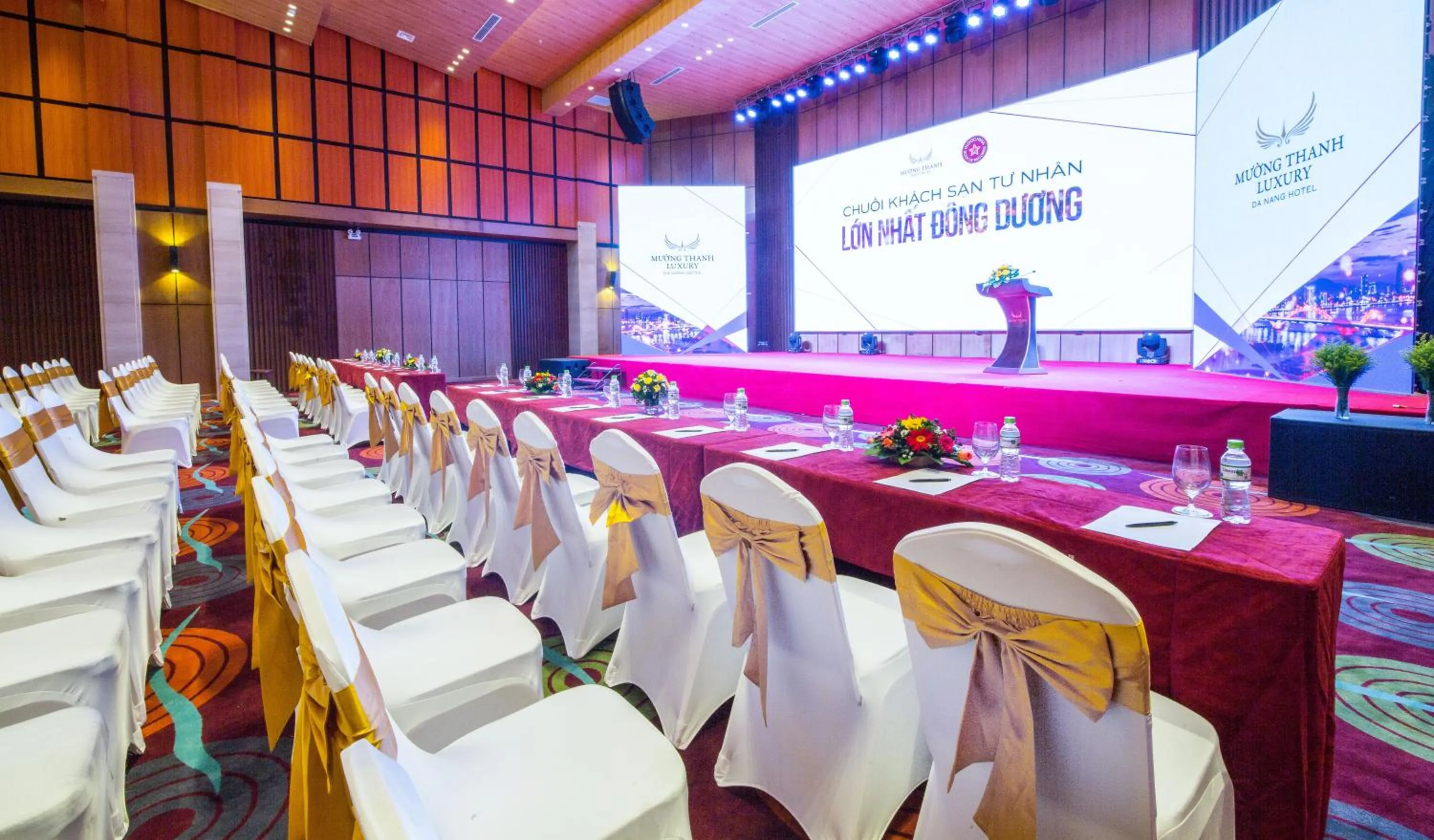 Meeting/conference room in Muong Thanh Luxury Danang Beach Hotel