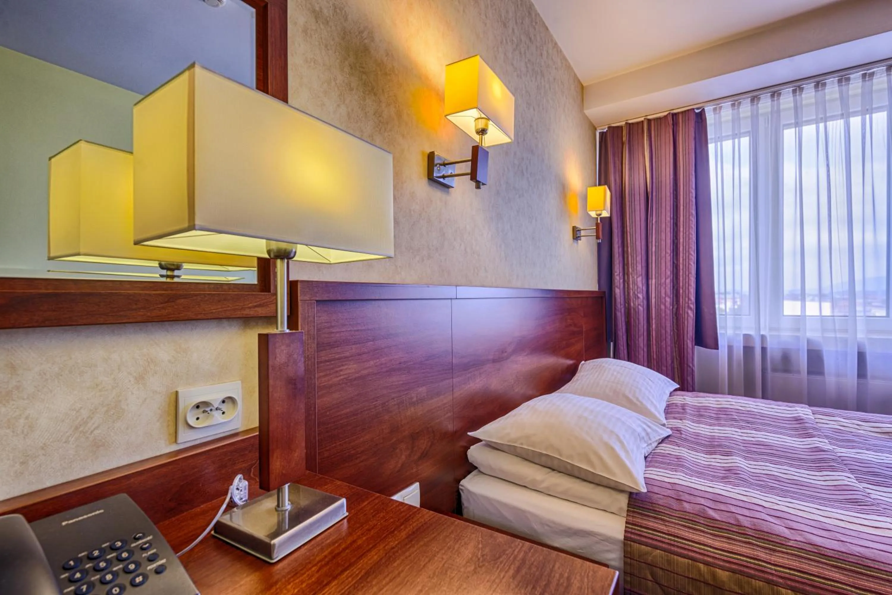 Bed in Hotel Beskid