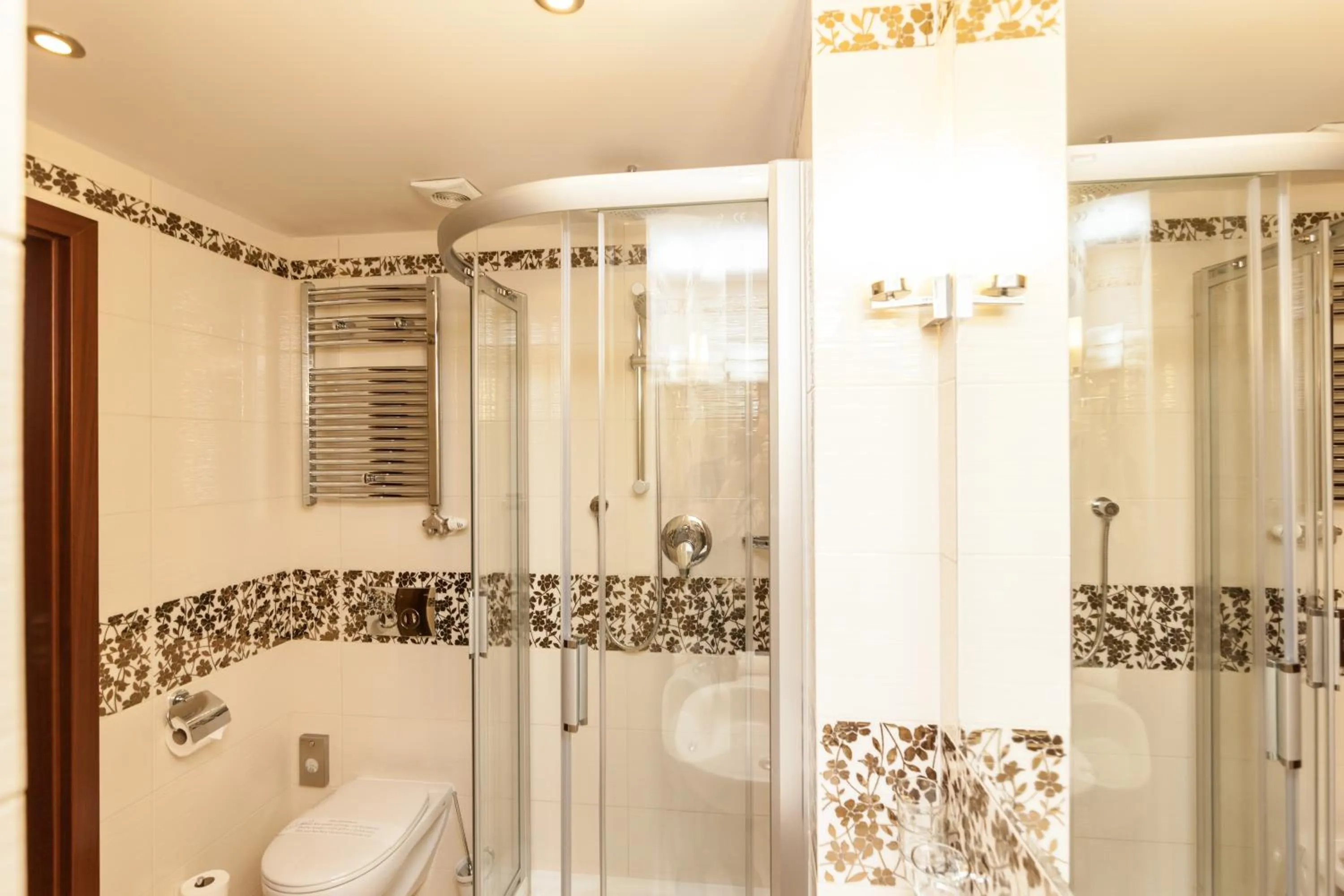 Bathroom in Hotel Beskid