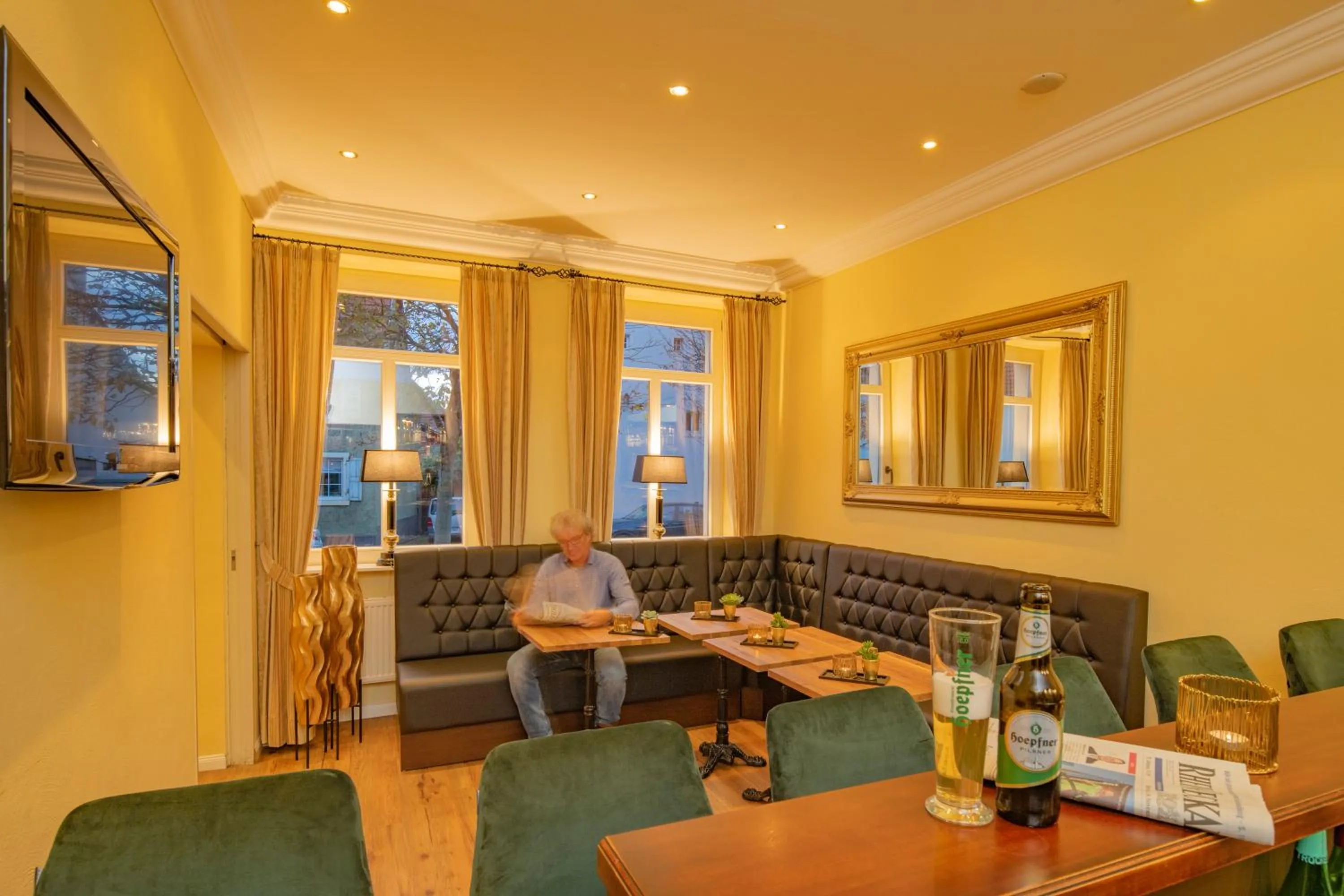 Lounge or bar in Hotel Arador