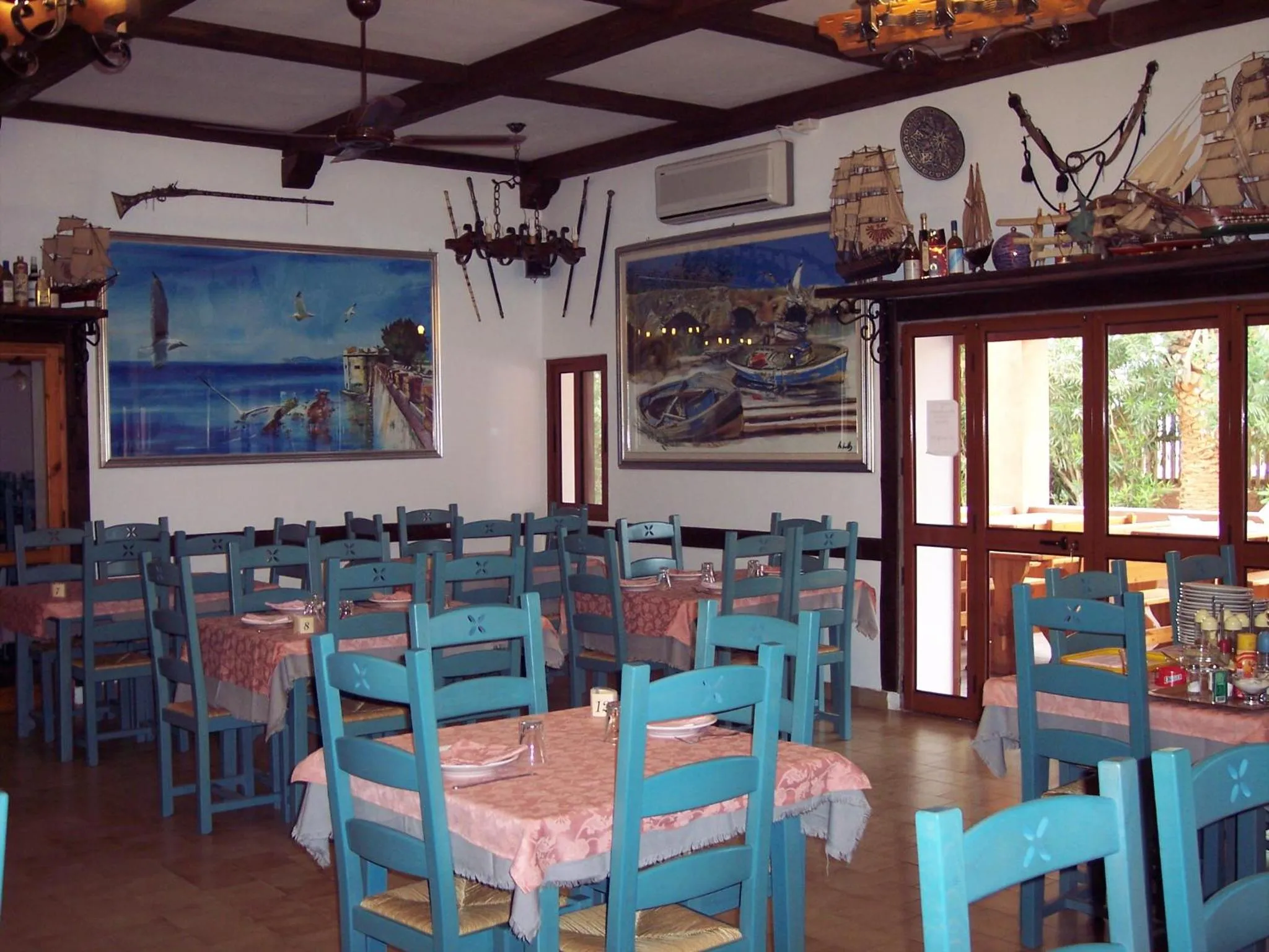 Restaurant/places to eat in Villaggio Camping Torre Del Porticciolo