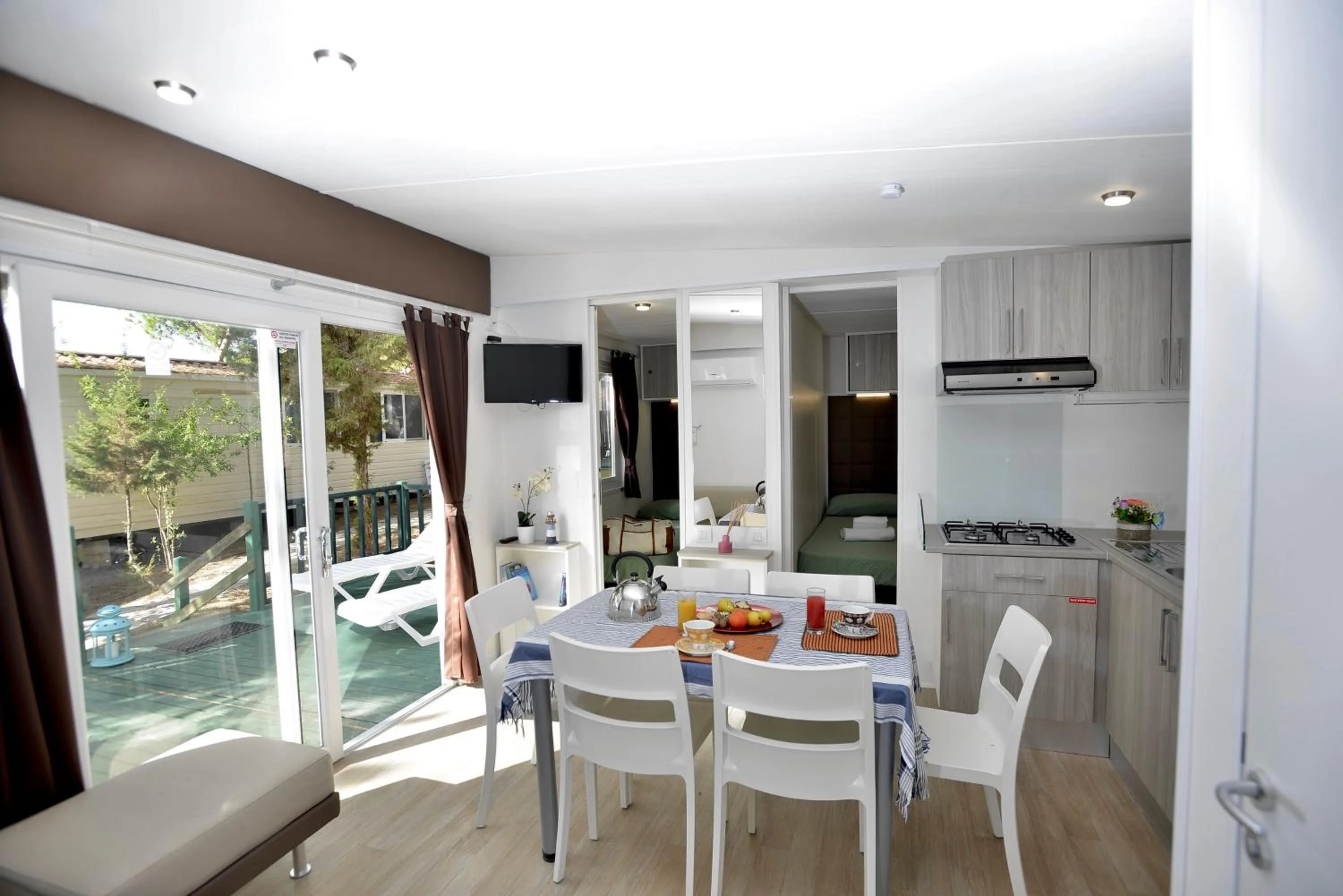 Kitchen or kitchenette in Villaggio Camping Torre Del Porticciolo