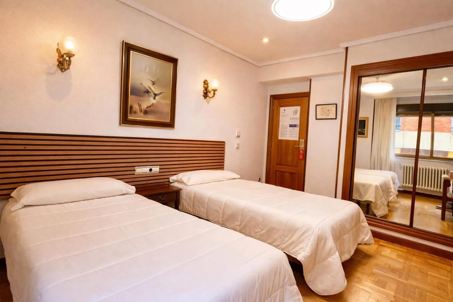 Hotel Castellano I