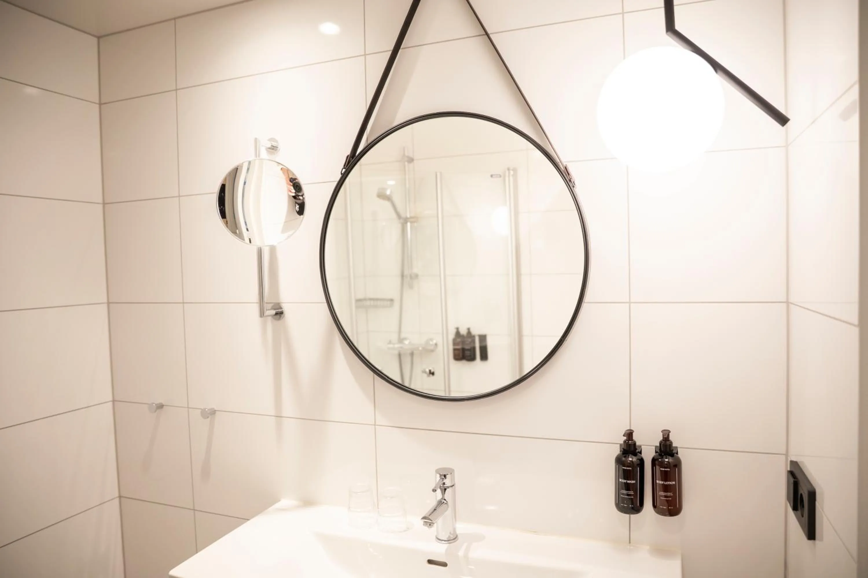 Bathroom in Home Hotel Hammer