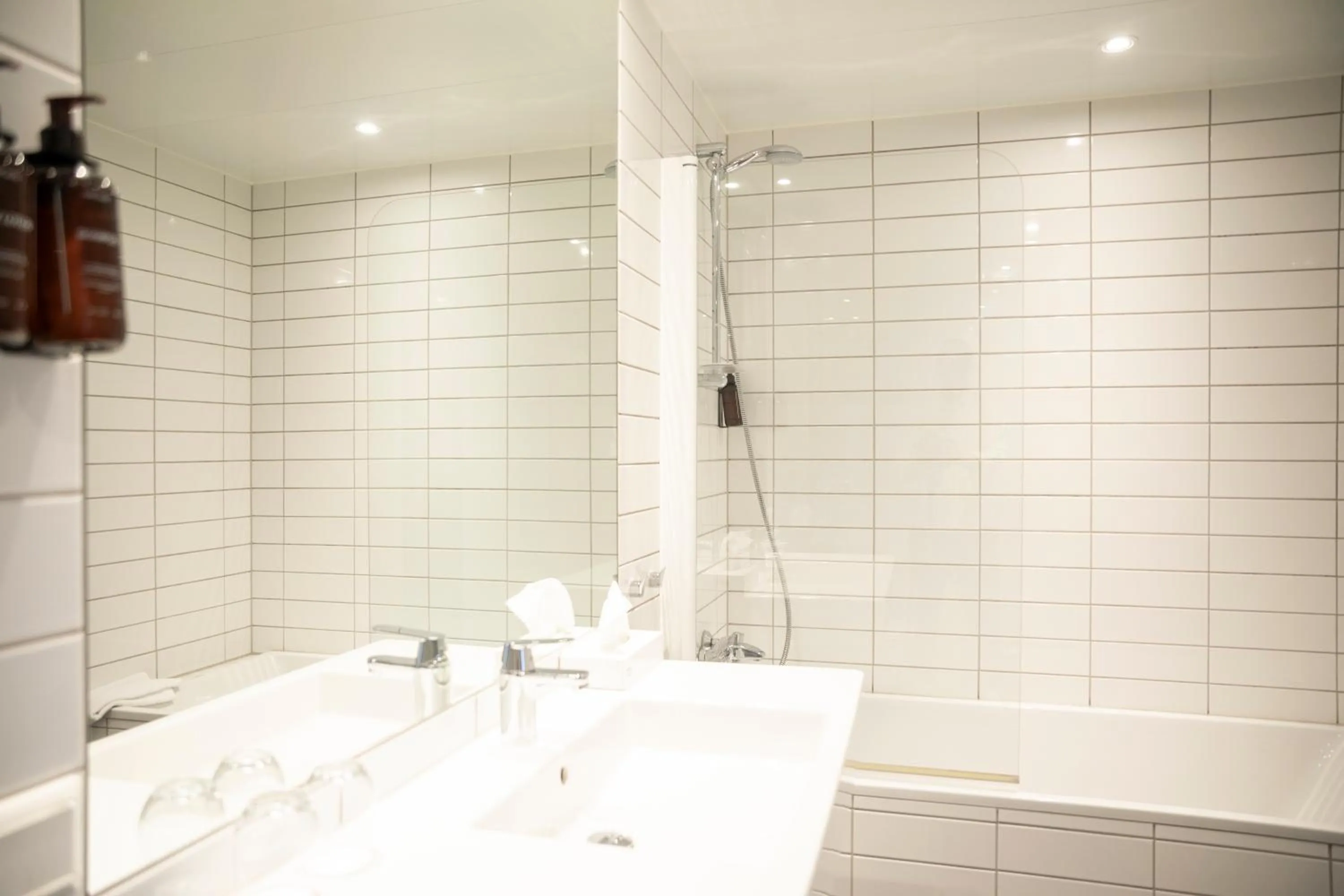 Bath in Home Hotel Hammer