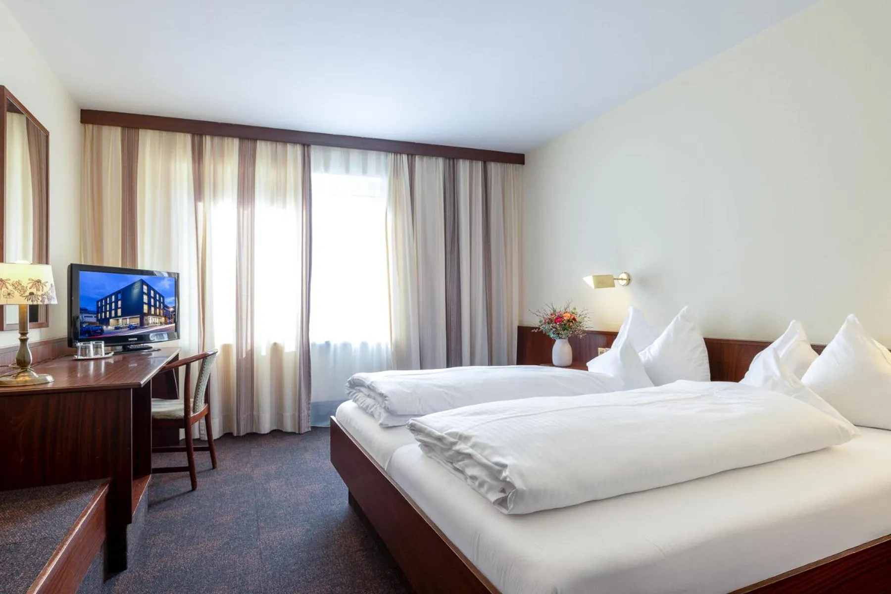 Photo of the whole room, Bed in Hotel Katharinenhof STANDARD