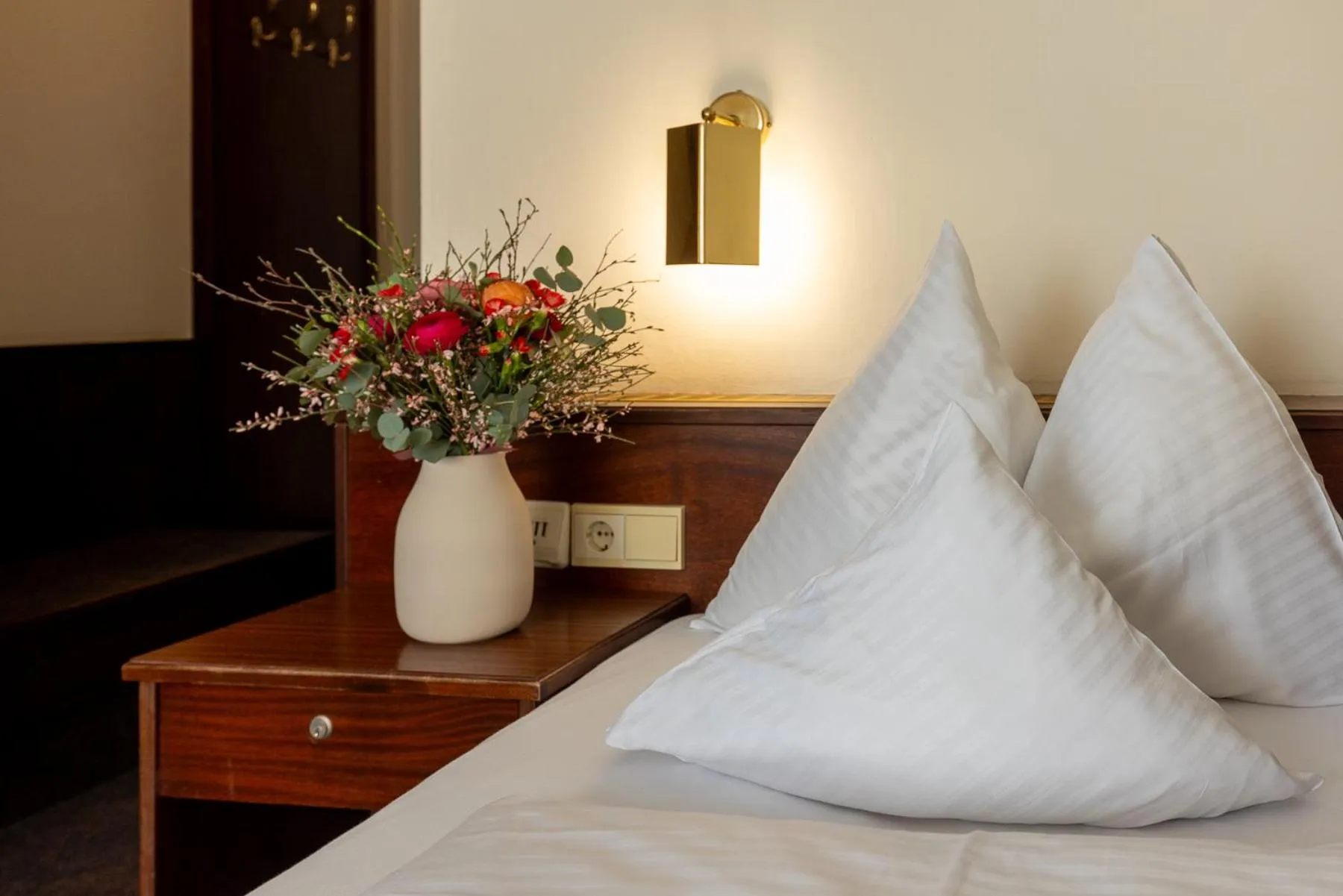 Photo of the whole room, Bed in Hotel Katharinenhof STANDARD