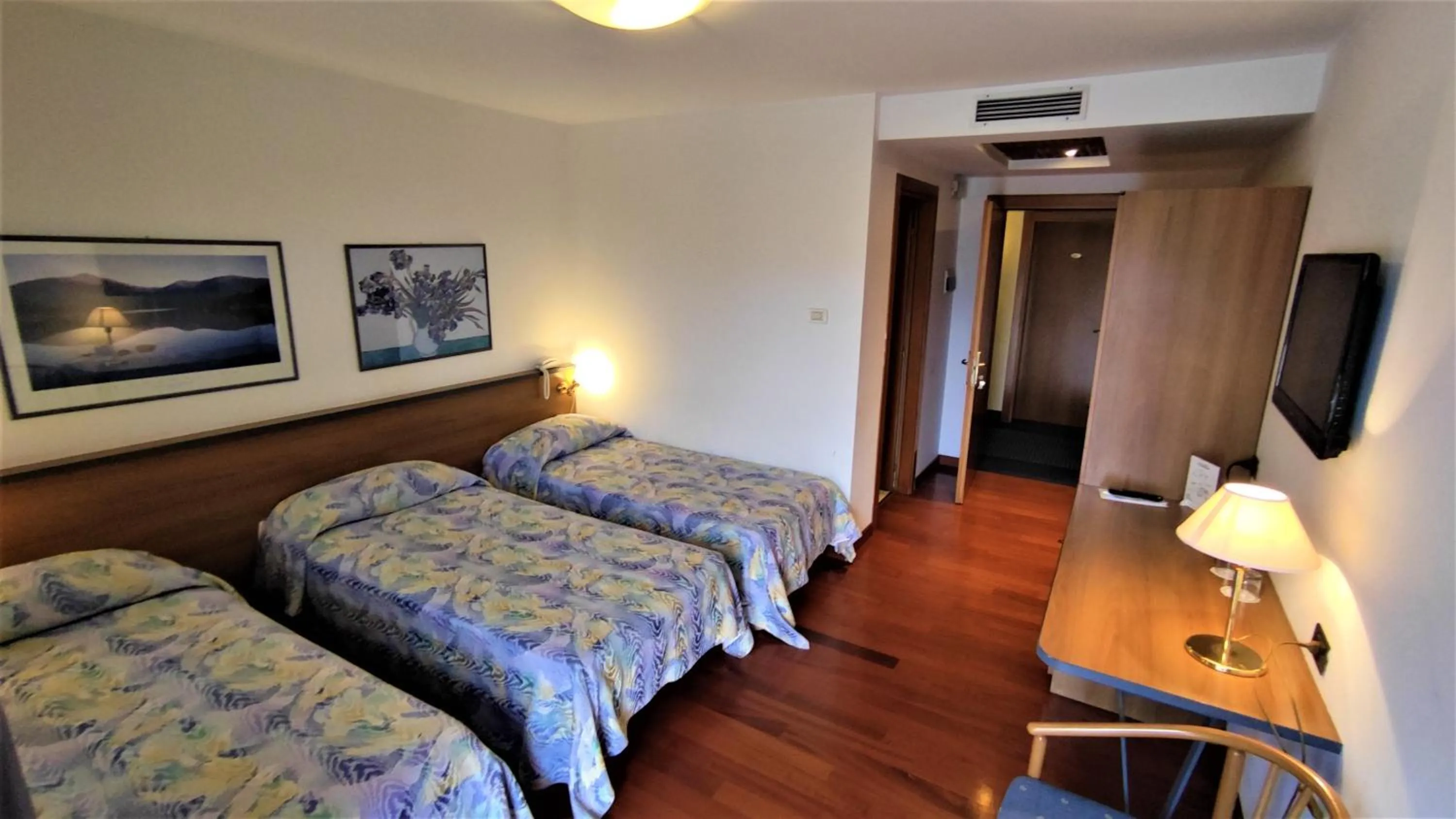 Decorative detail, Bed in Hotel Luna