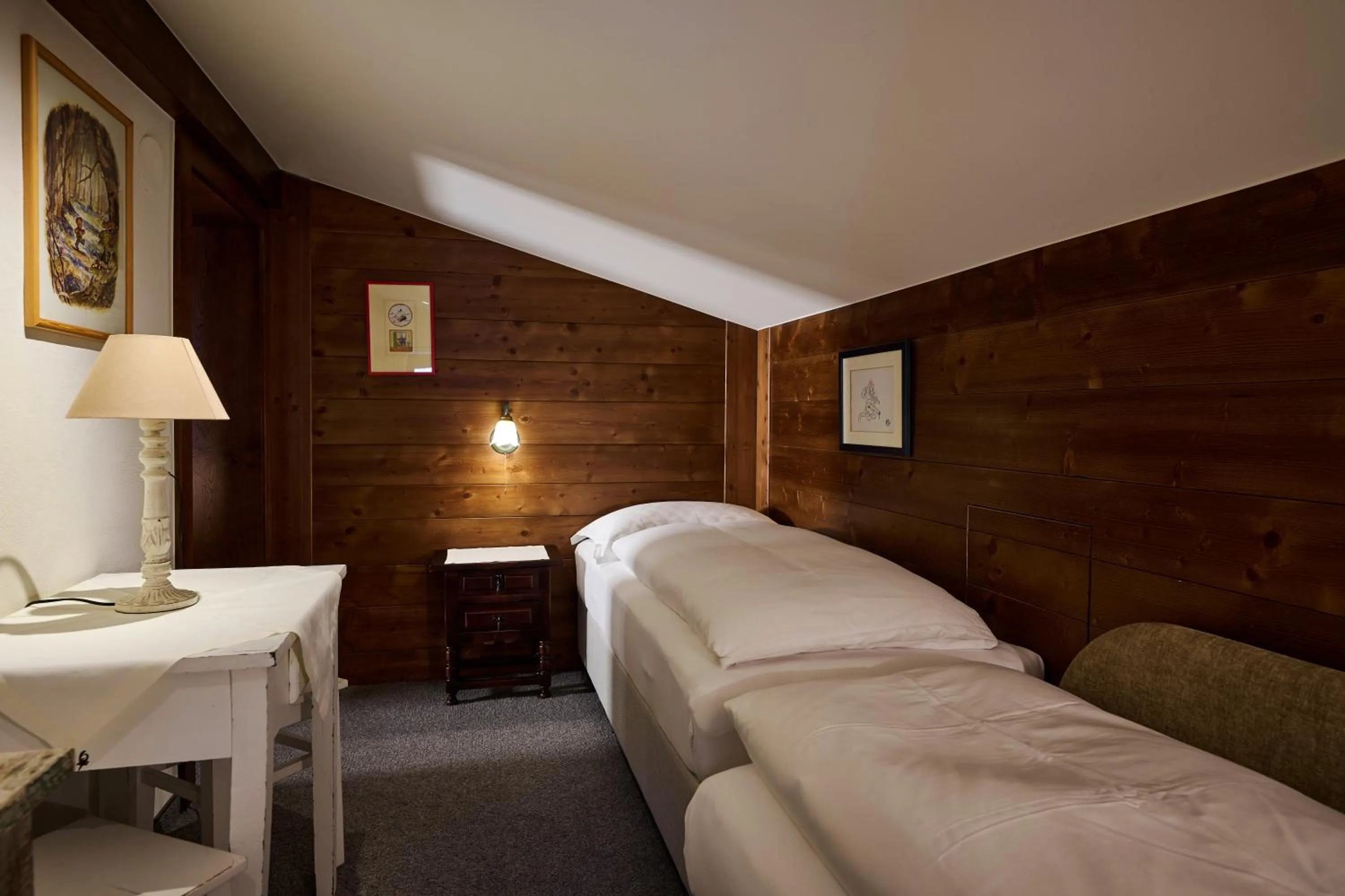 Photo of the whole room, Bed in Haldenhof