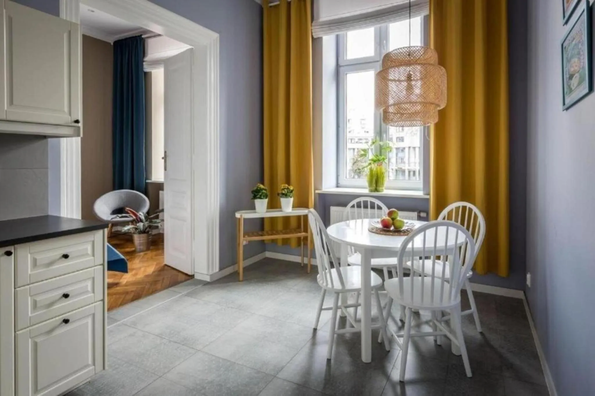 Between Old Town and Kazimierz