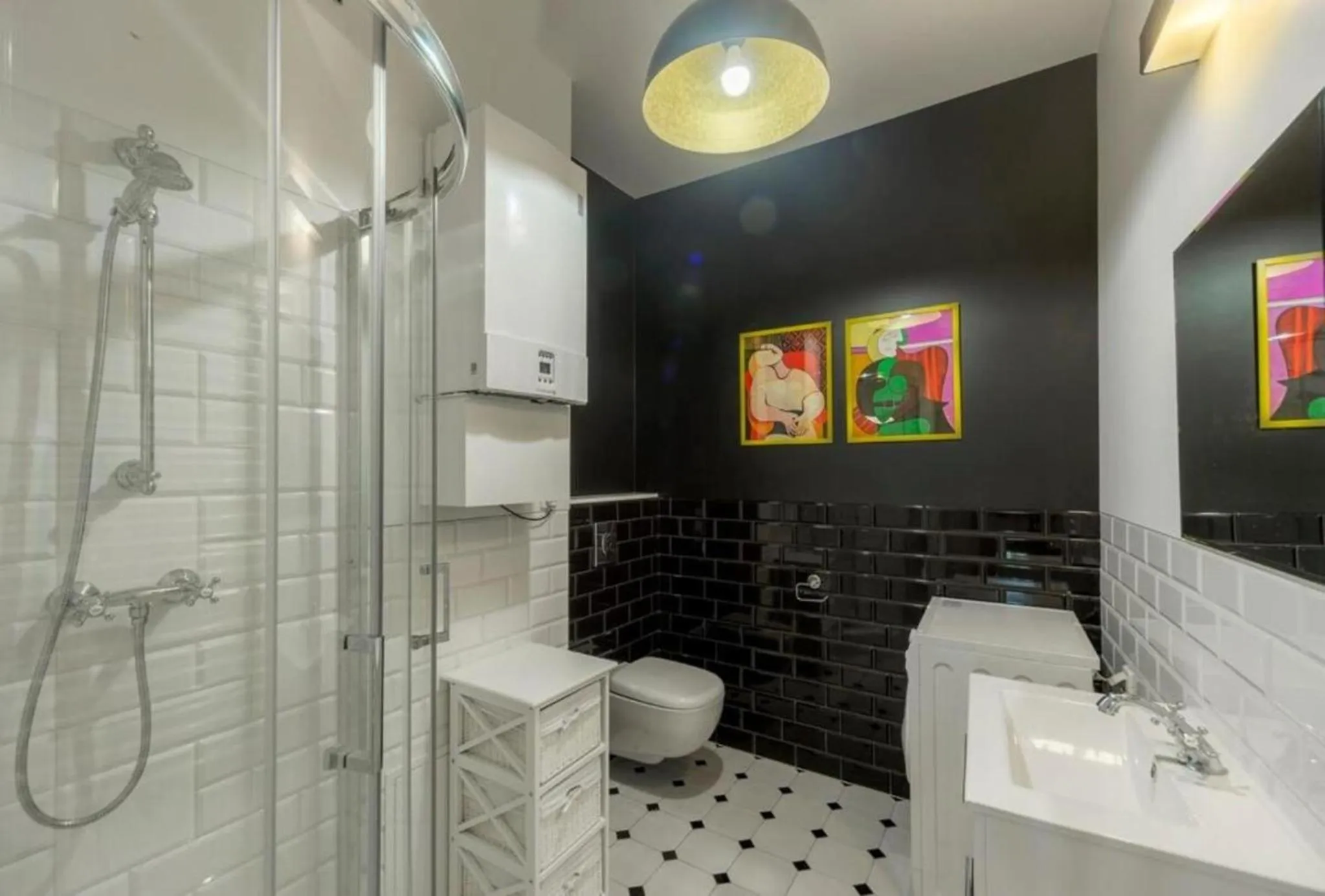 Bathroom in Between Old Town and Kazimierz